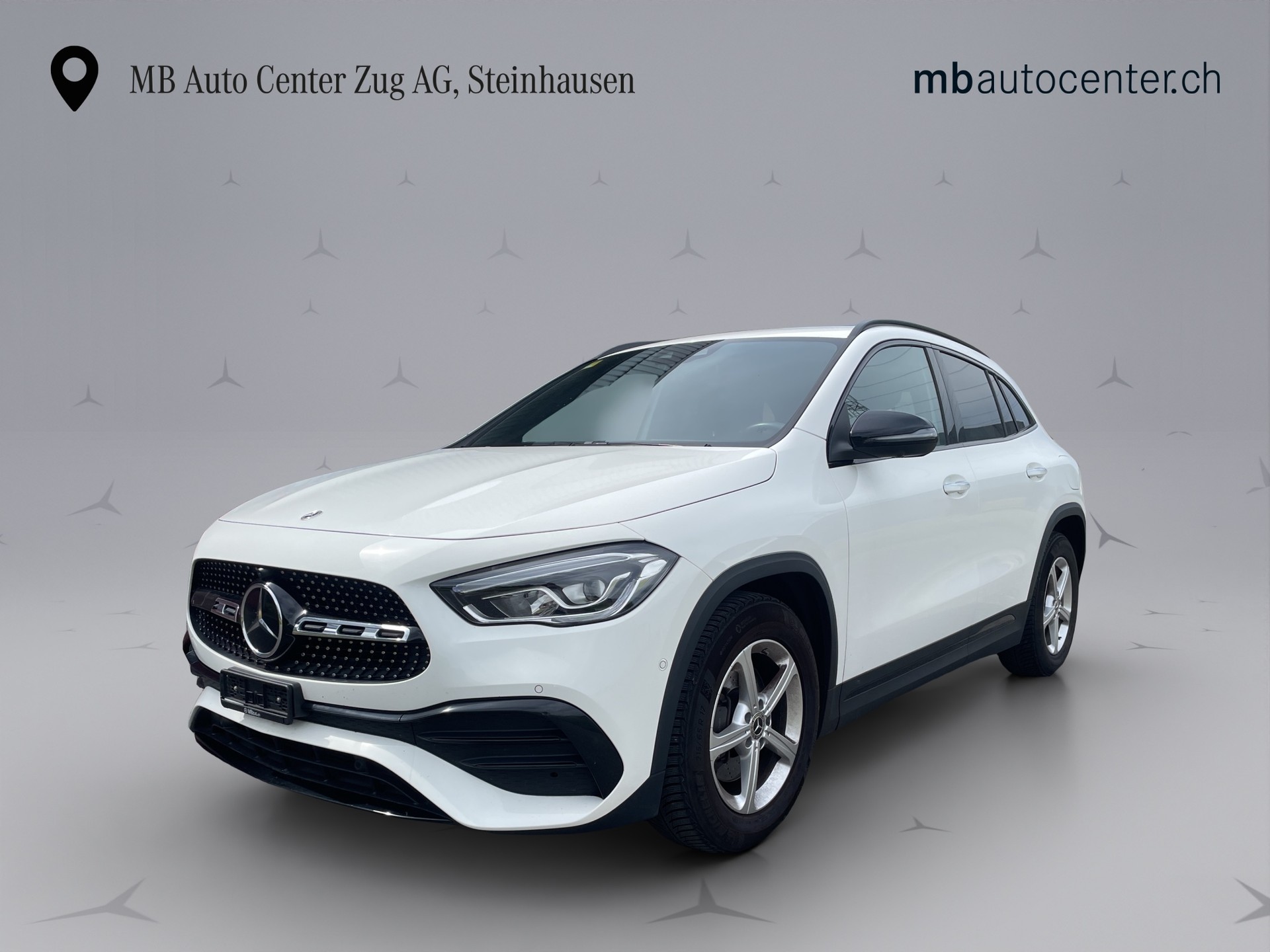 MERCEDES-BENZ GLA 200 AMG Line
