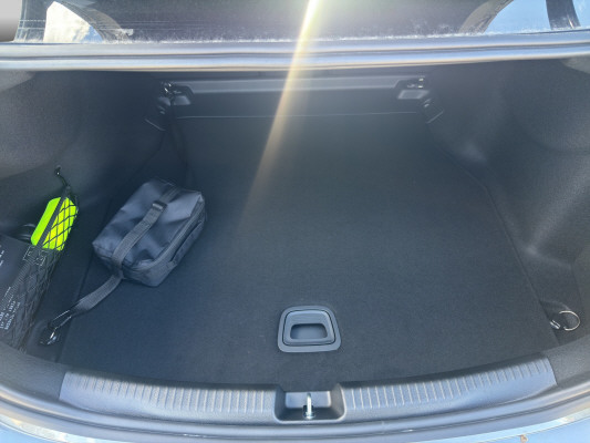 MERCEDES-BENZ C 200 4 Matic-image-10