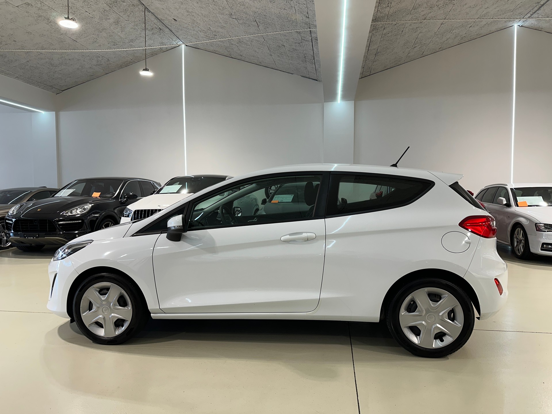 FORD Fiesta 1.0 SCTi Business-image-4
