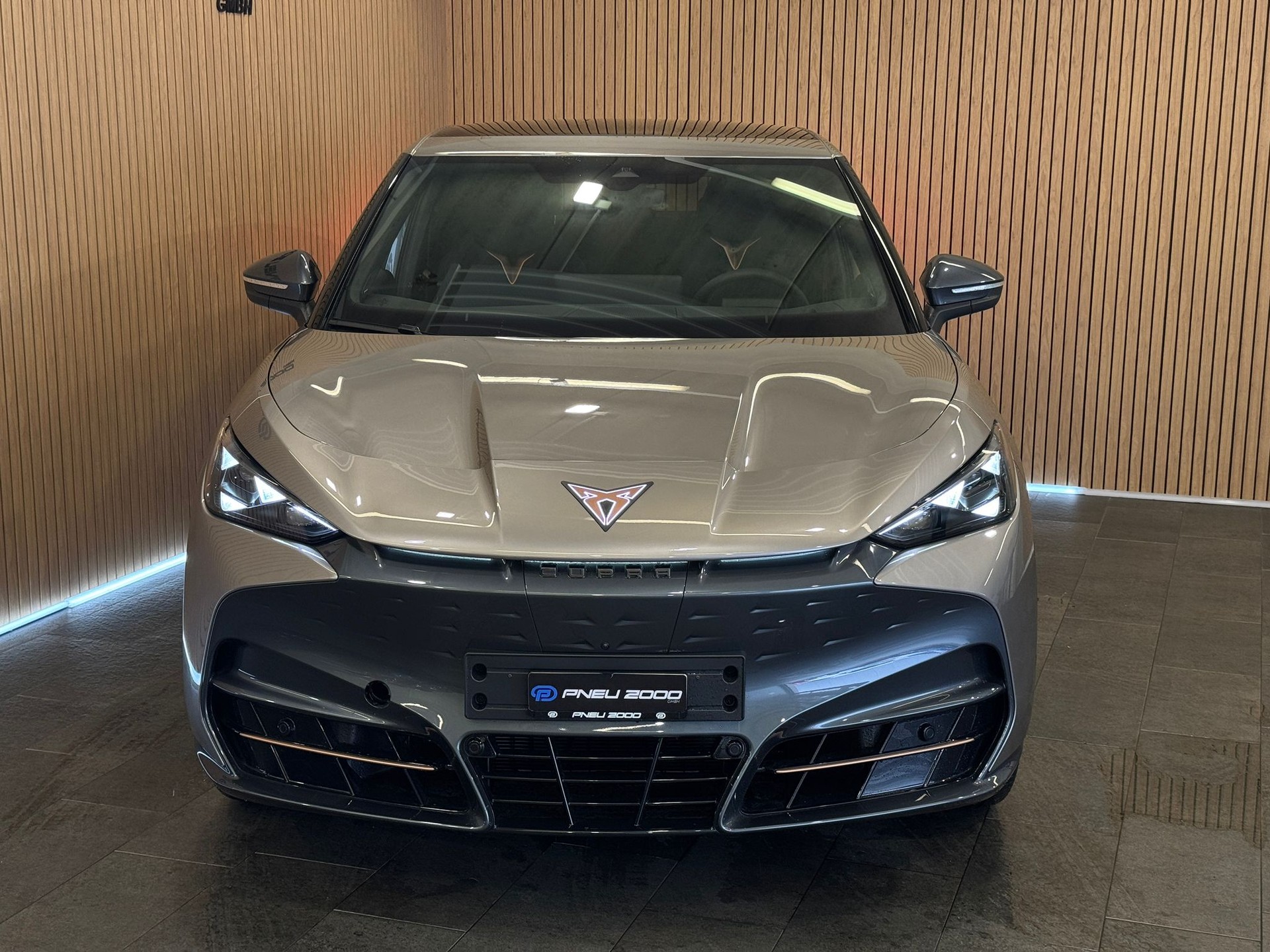 CUPRA Tavascan Type 9 77 kWh Adrenaline * Atacama Desert*-showroom-element-1