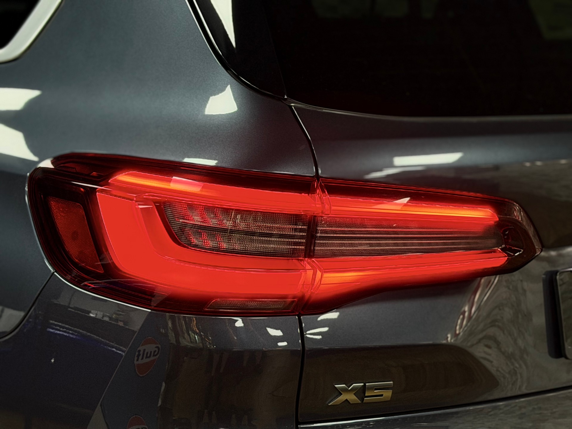 BMW X5 xDrive M50i Steptronic-image-8