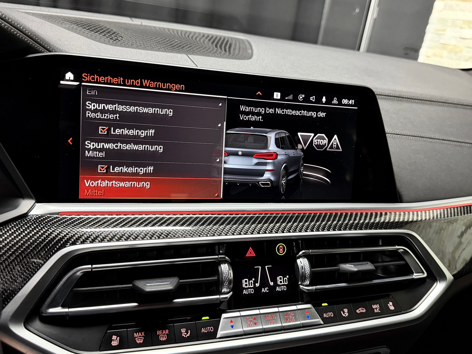 BMW X5 xDrive M50i Steptronic-image-21