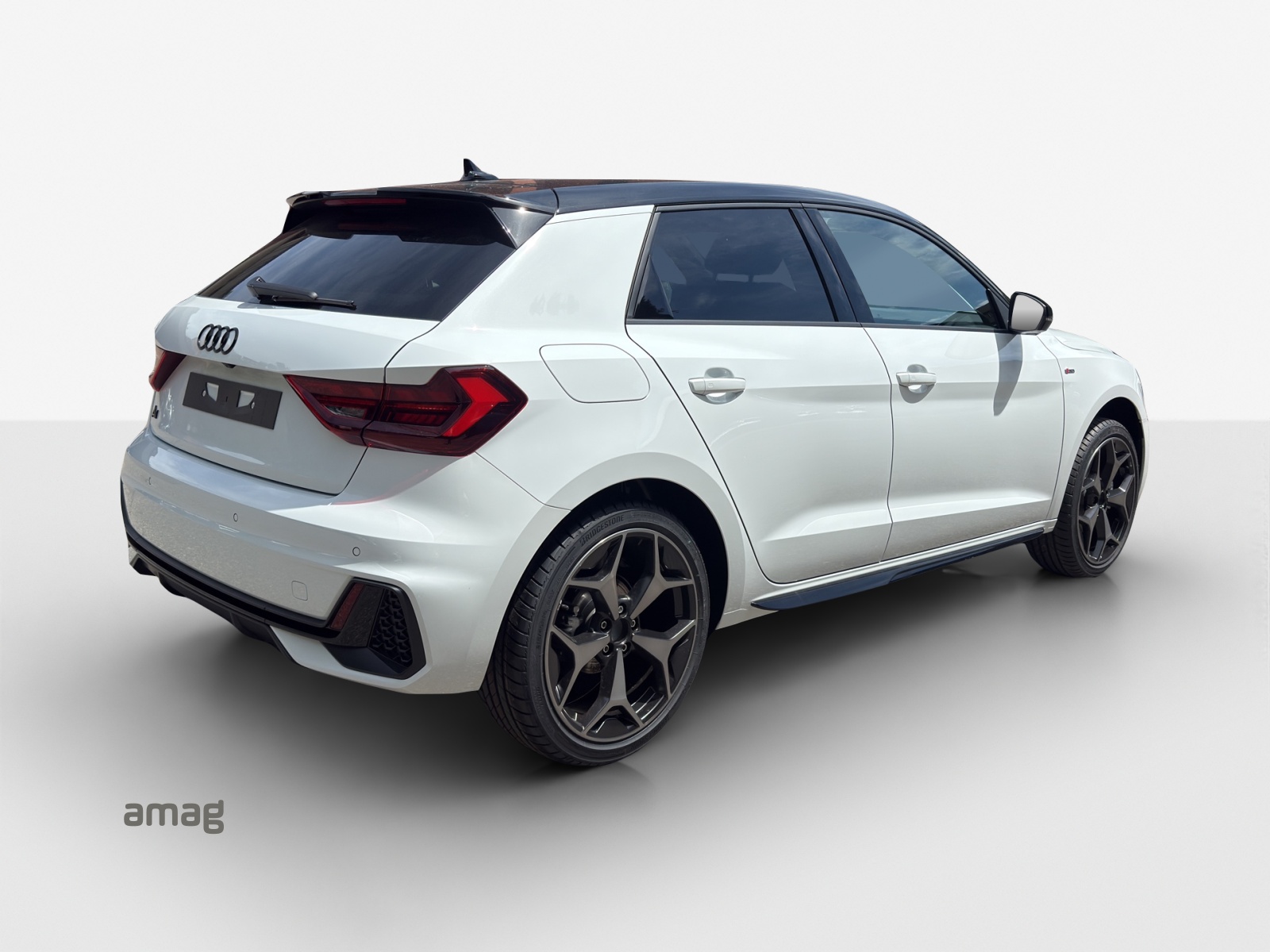 AUDI A1 Sportback 30 TFSI Attraction S-tronic-image-3