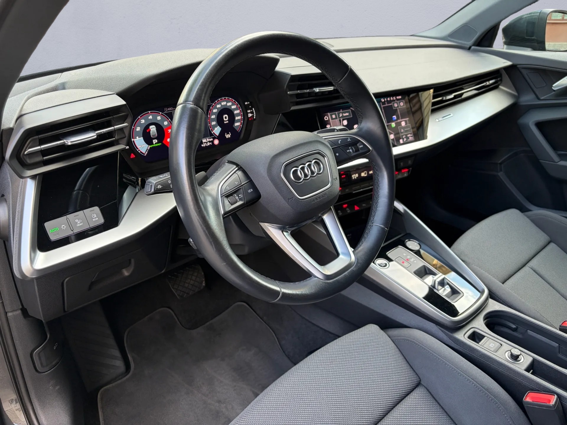 AUDI A3 Sportback 35 TFSI S-tronic-image-10