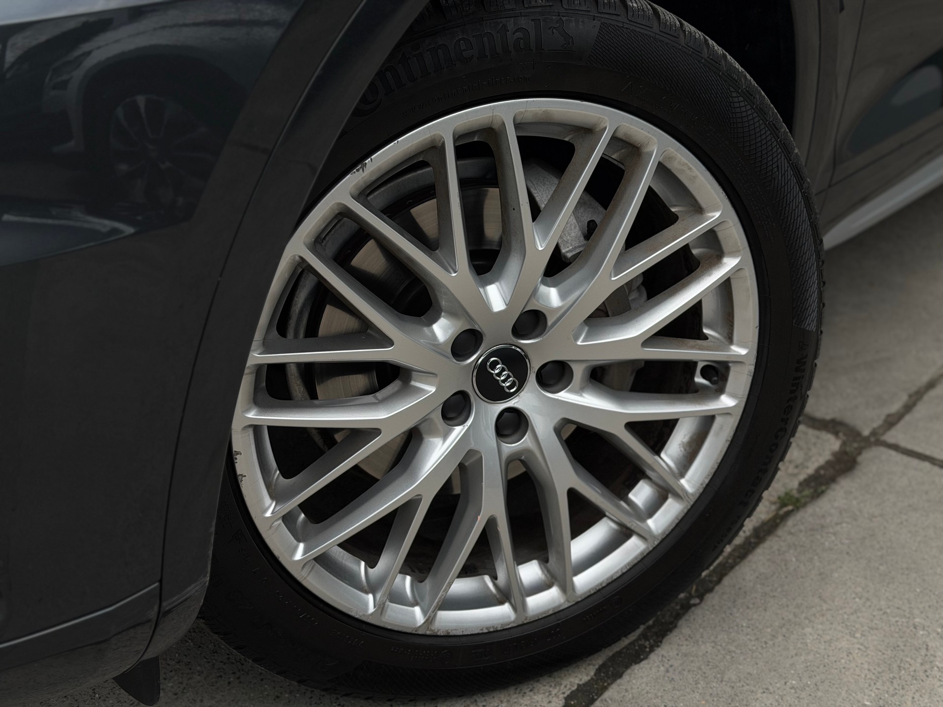 AUDI Q5 2.0 TFSI sport quattro S-tronic-image-8