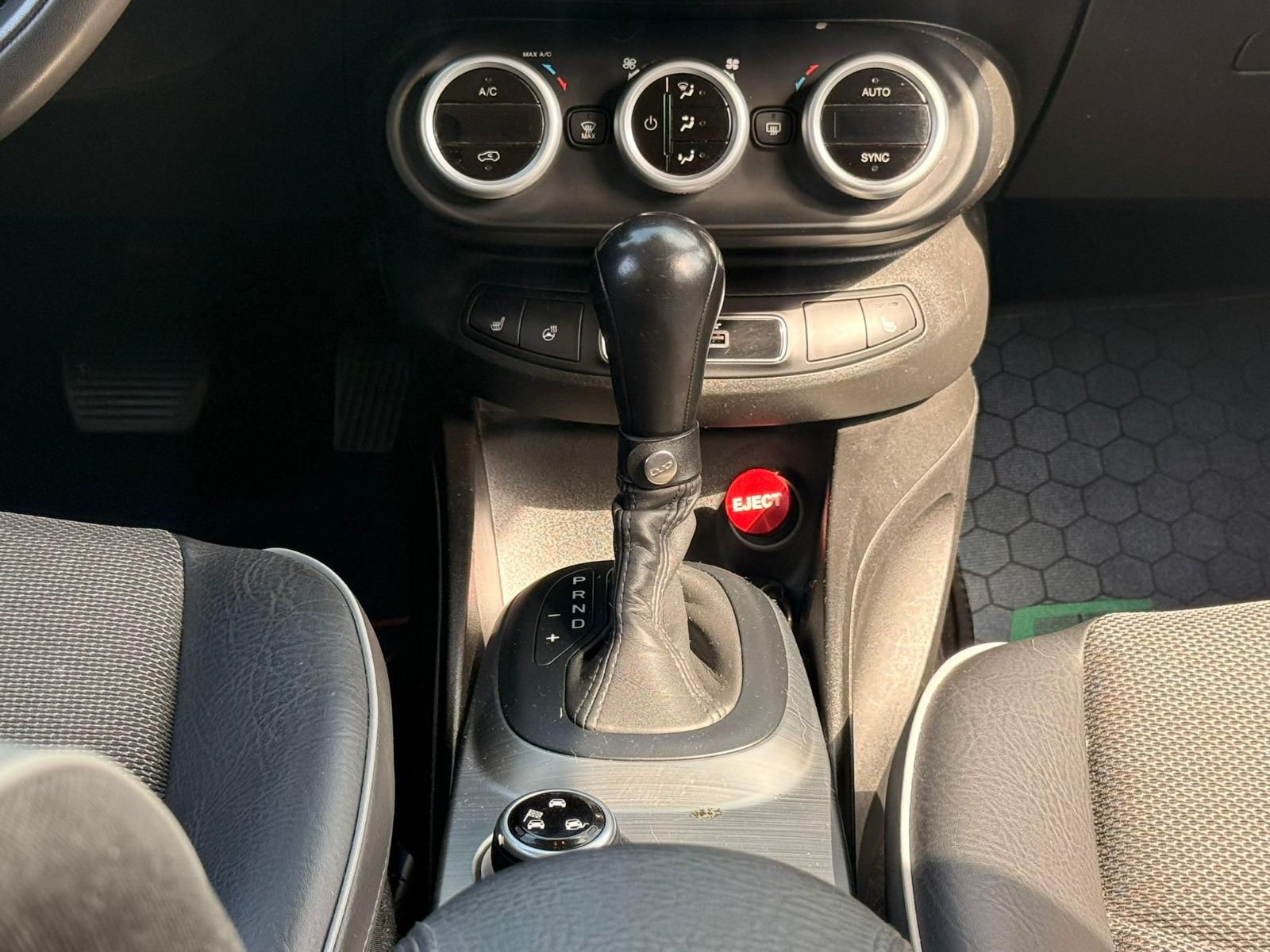 FIAT 500X 1.4T Cross Plus 4x4 Automatic-image-20