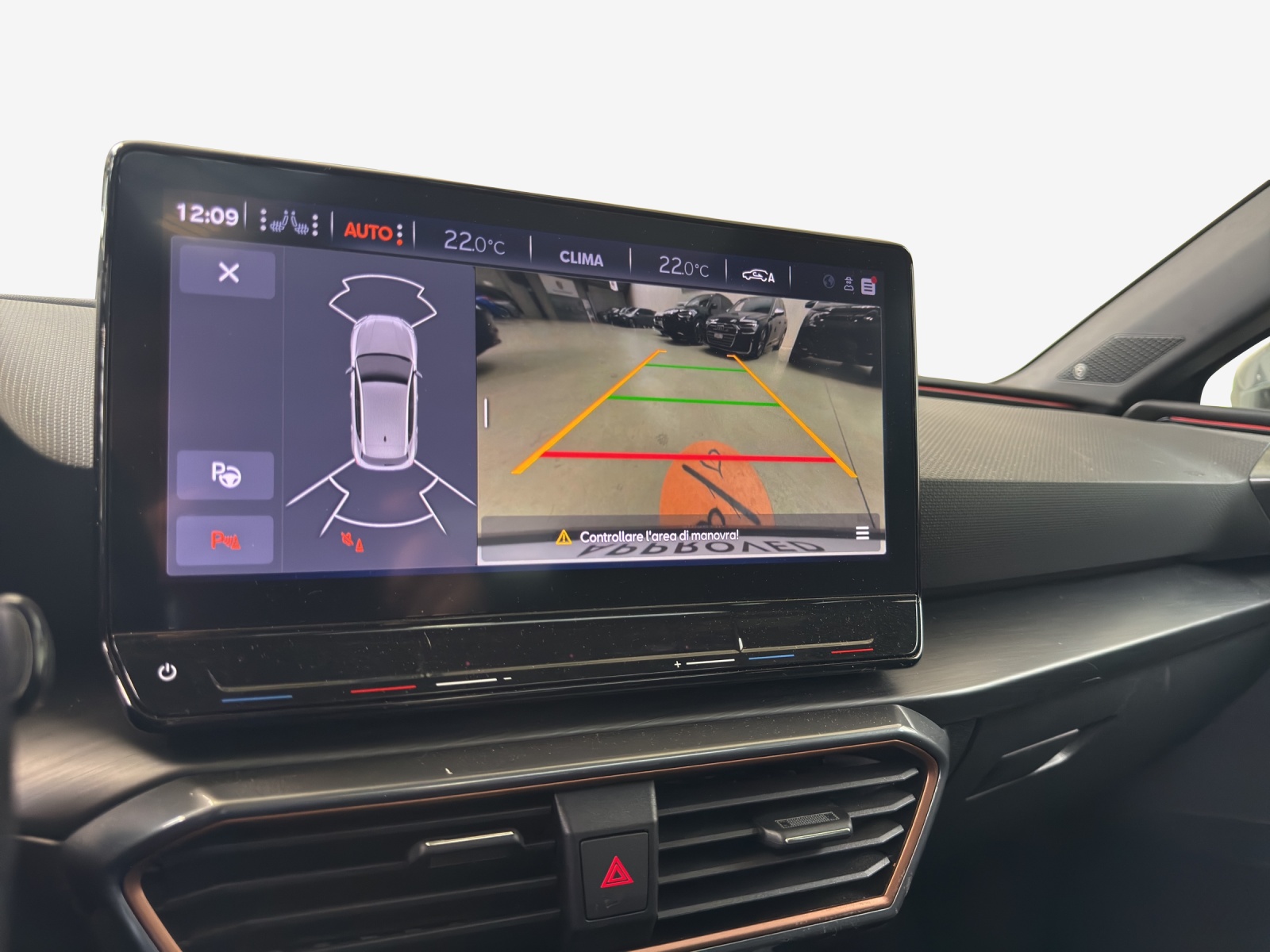 CUPRA LEON VZ 2.0 TSI DSG-image-14
