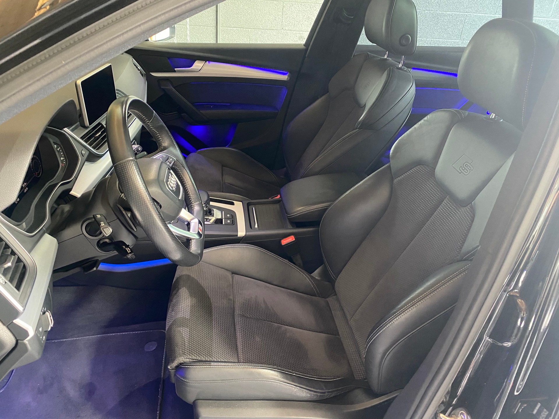 AUDI Q5 3.0 TDI sport quattro tiptronic S line-image-15