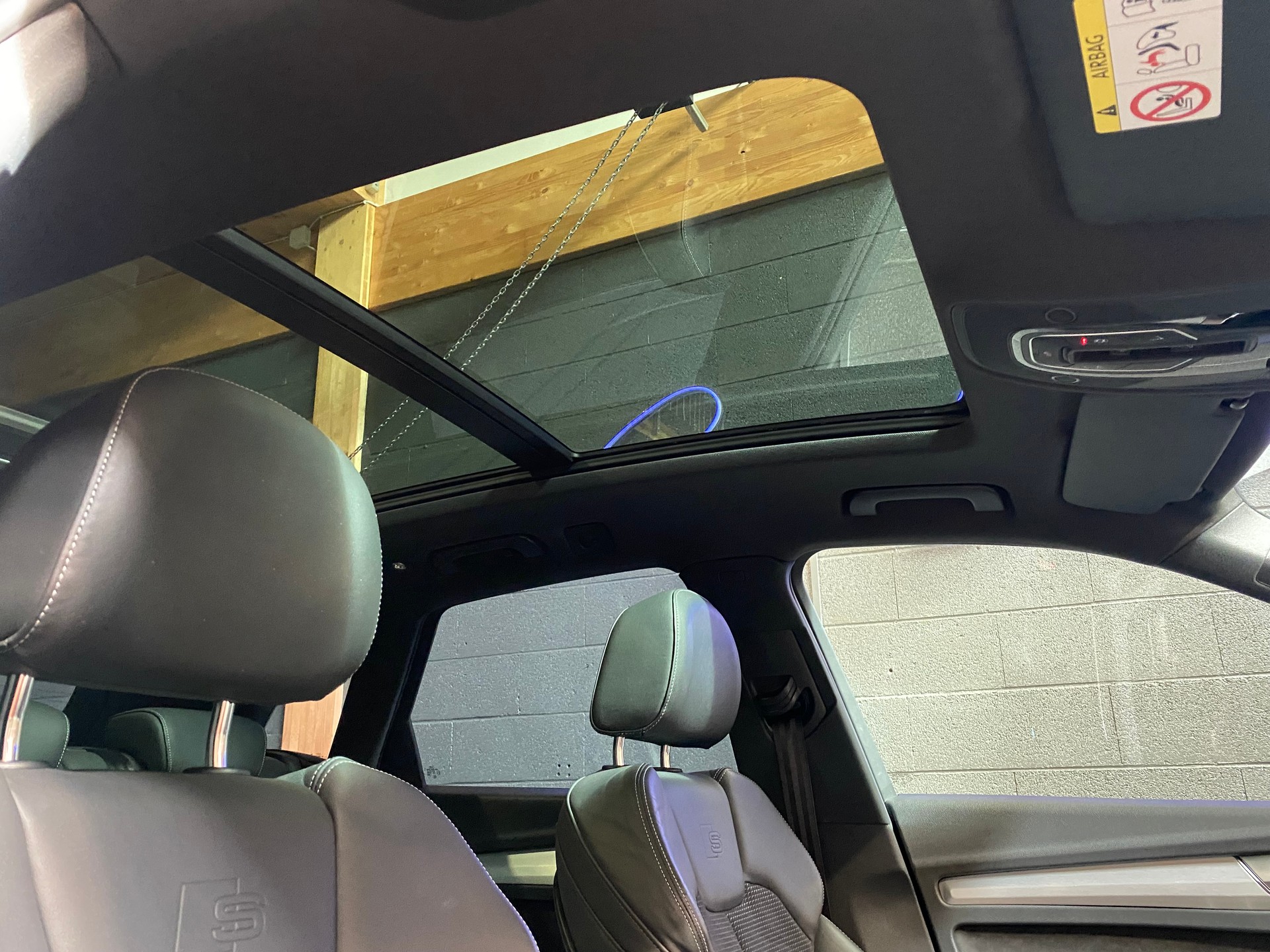 AUDI Q5 3.0 TDI sport quattro tiptronic S line-image-14