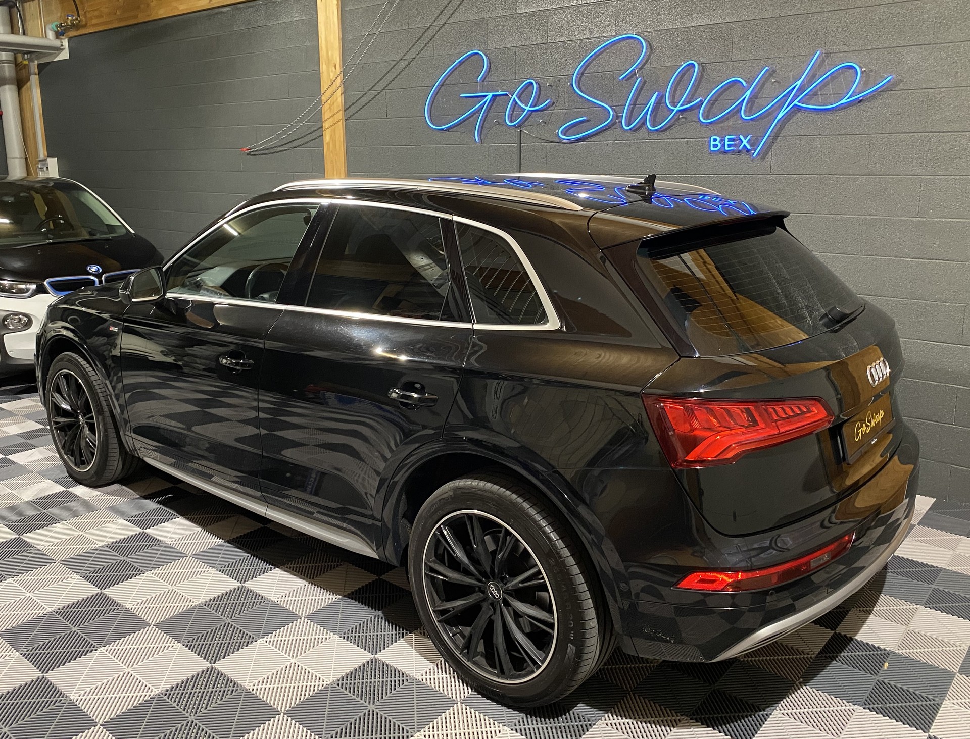 AUDI Q5 3.0 TDI sport quattro tiptronic S line-image-7