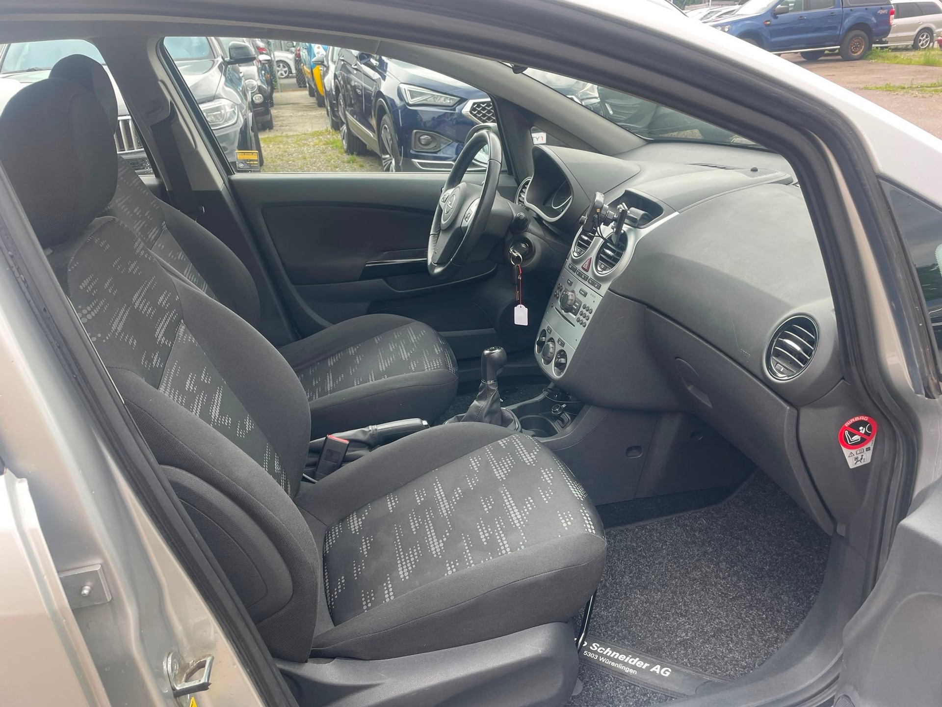 OPEL Corsa 1.4 TP Enjoy-image-6