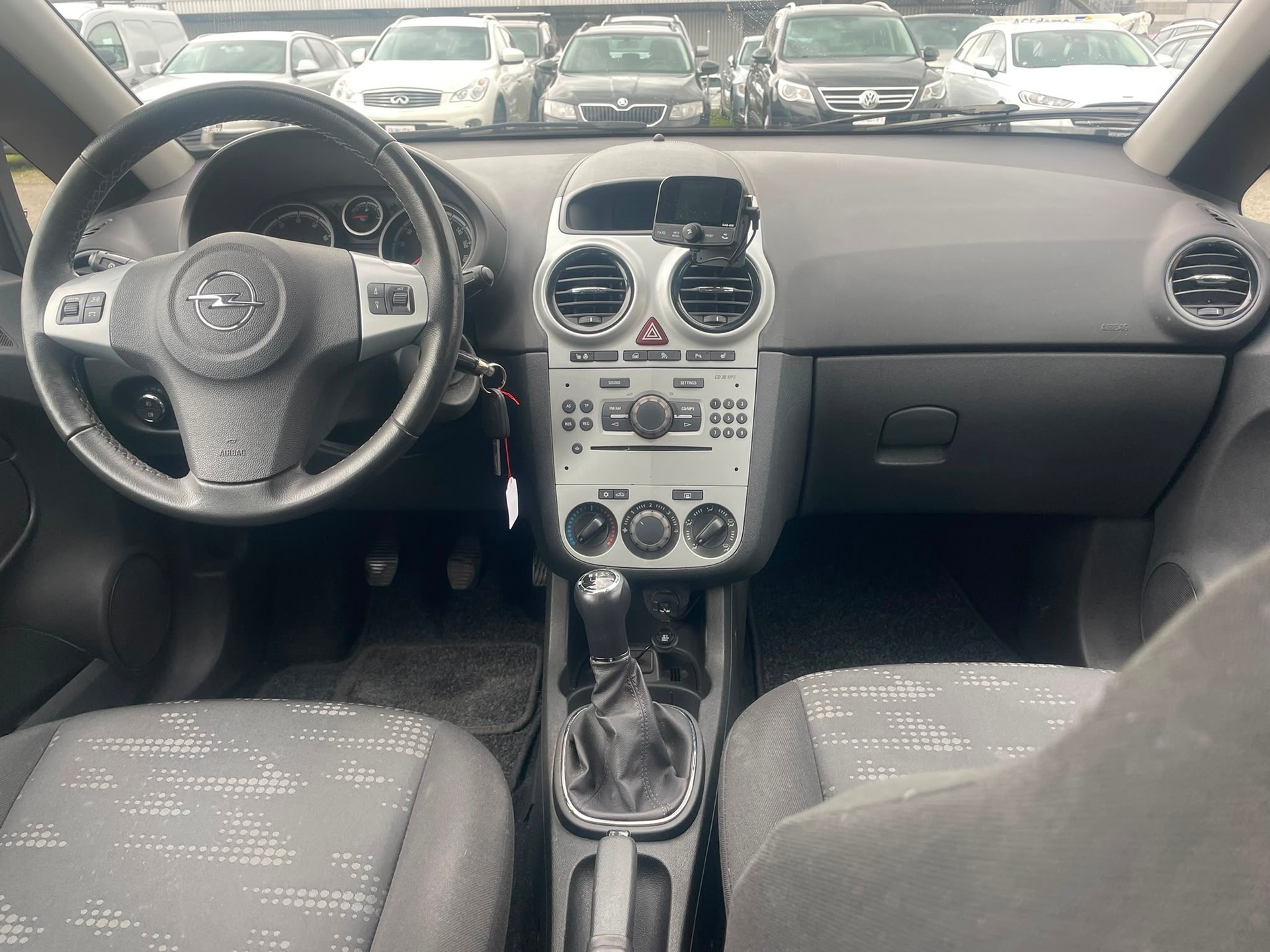 OPEL Corsa 1.4 TP Enjoy-image-7