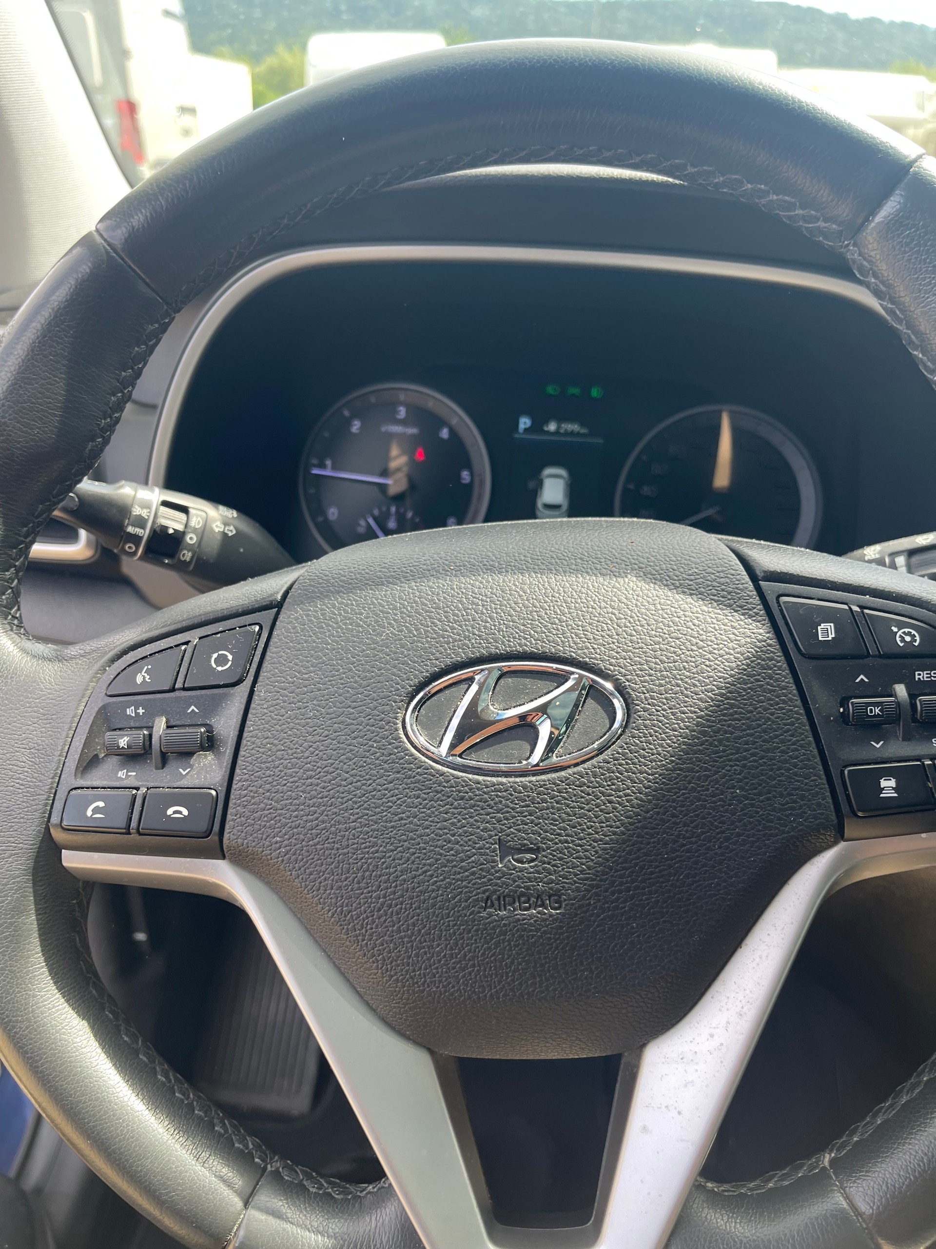HYUNDAI Tucson 2.0 CRDI Vertex Mild Hybrid 4WD Automatic-image-12