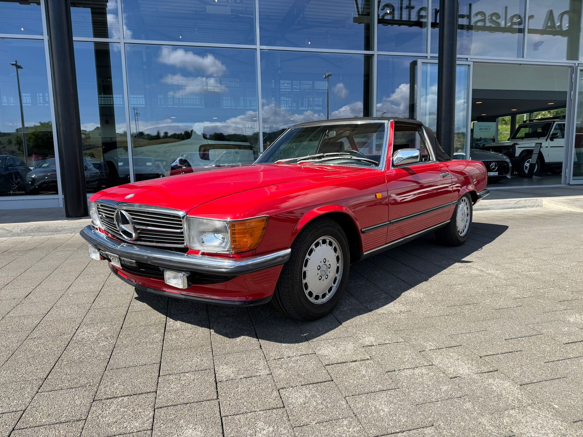 MERCEDES-BENZ 300 SL Automatic-showroom-element-1