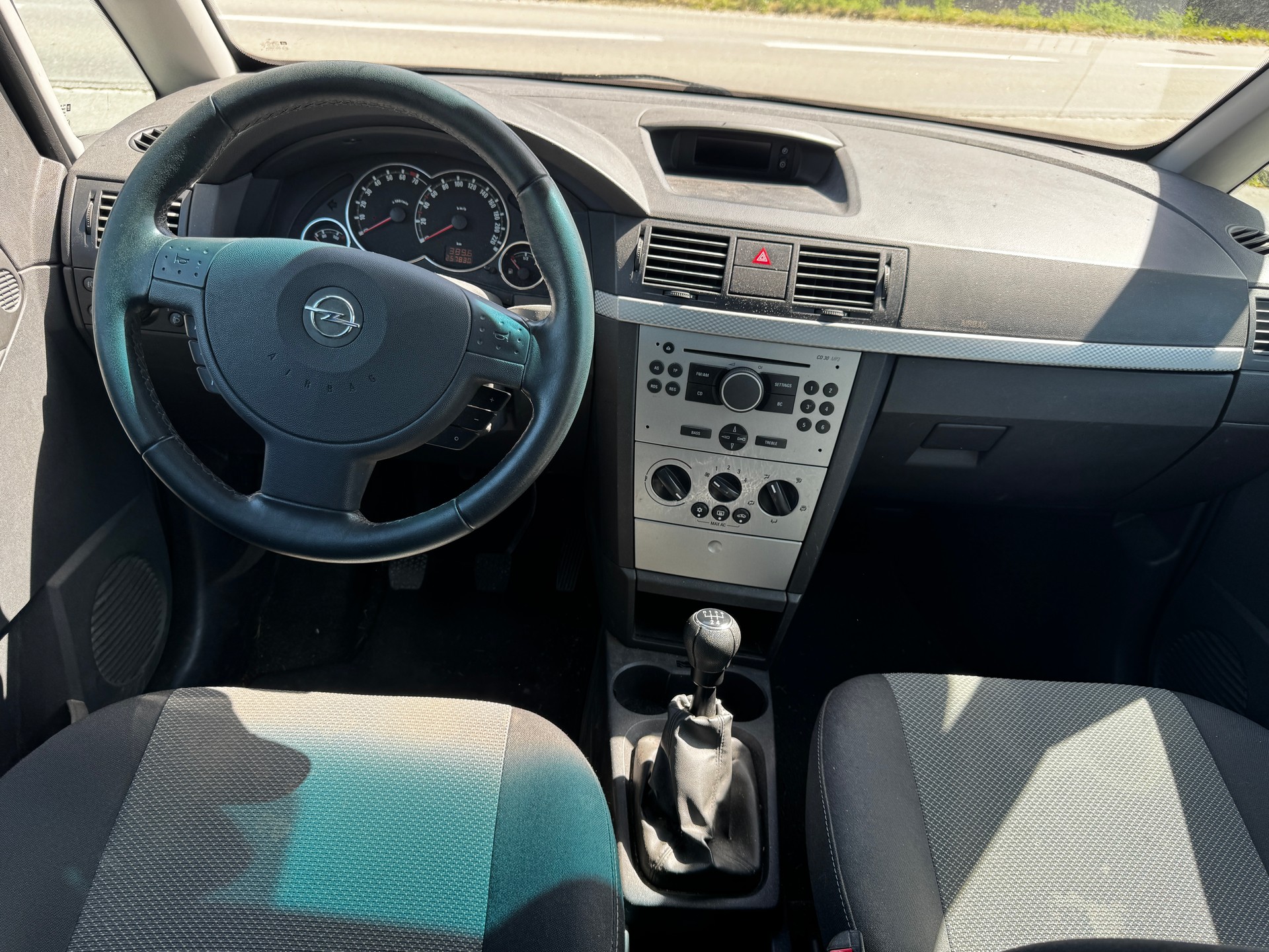 OPEL Meriva 1.8i 16V Enjoy-image-7