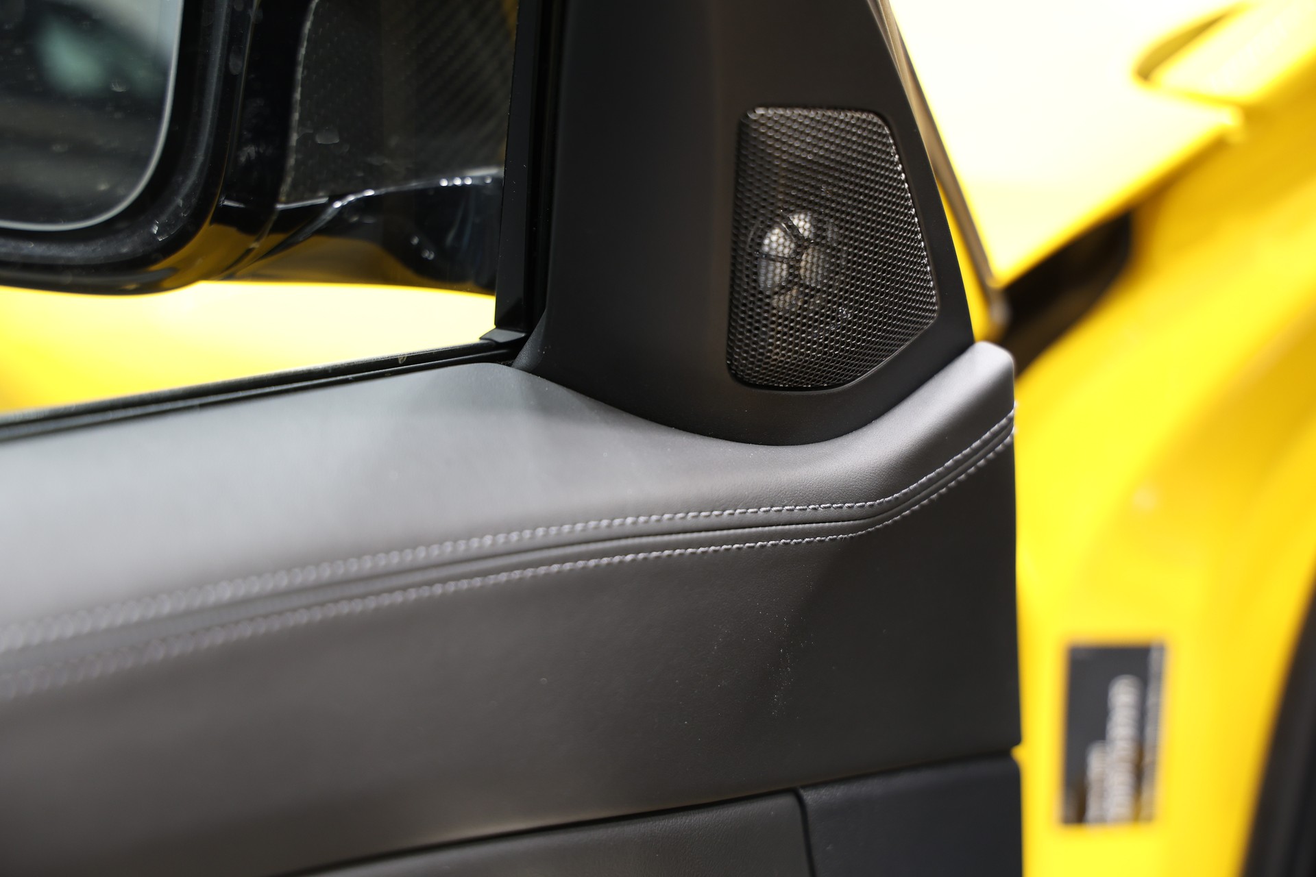 BMW M3 Competition M xDrive LCI *Sonderlackierung Atacama Yellow*Carbon/Keramik Bremsen*-image-28