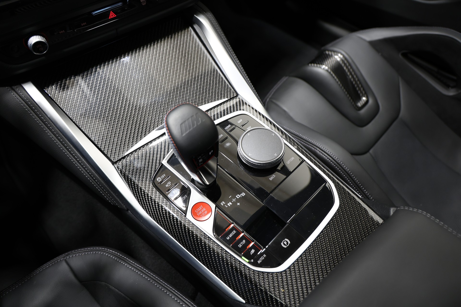BMW M3 Competition M xDrive LCI *Sonderlackierung Atacama Yellow*Carbon/Keramik Bremsen*-image-27