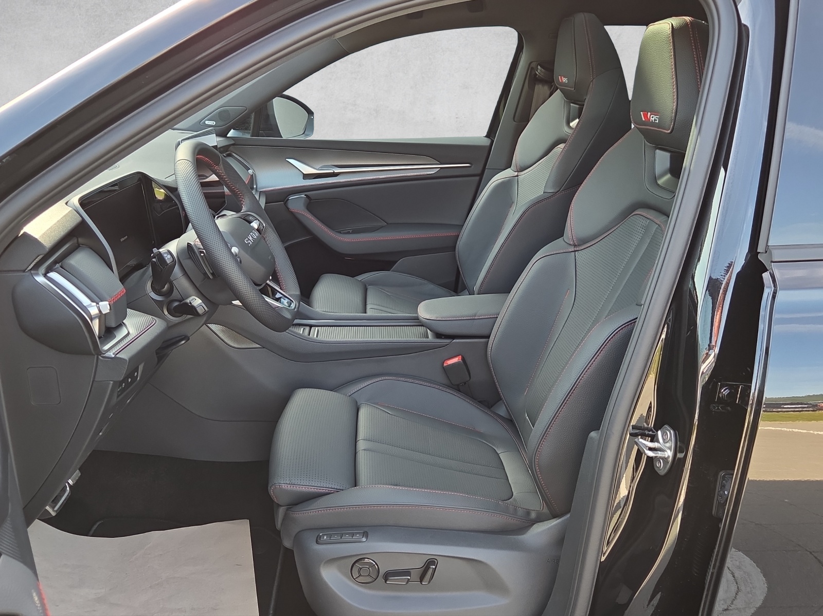 SKODA Kodiaq 2.0 TSI RS 4x4-image-8