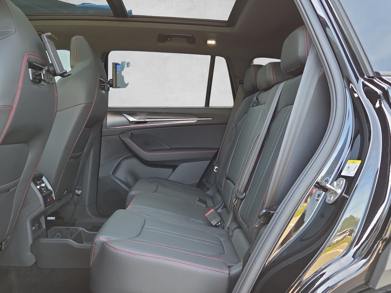 SKODA Kodiaq 2.0 TSI RS 4x4-image-9