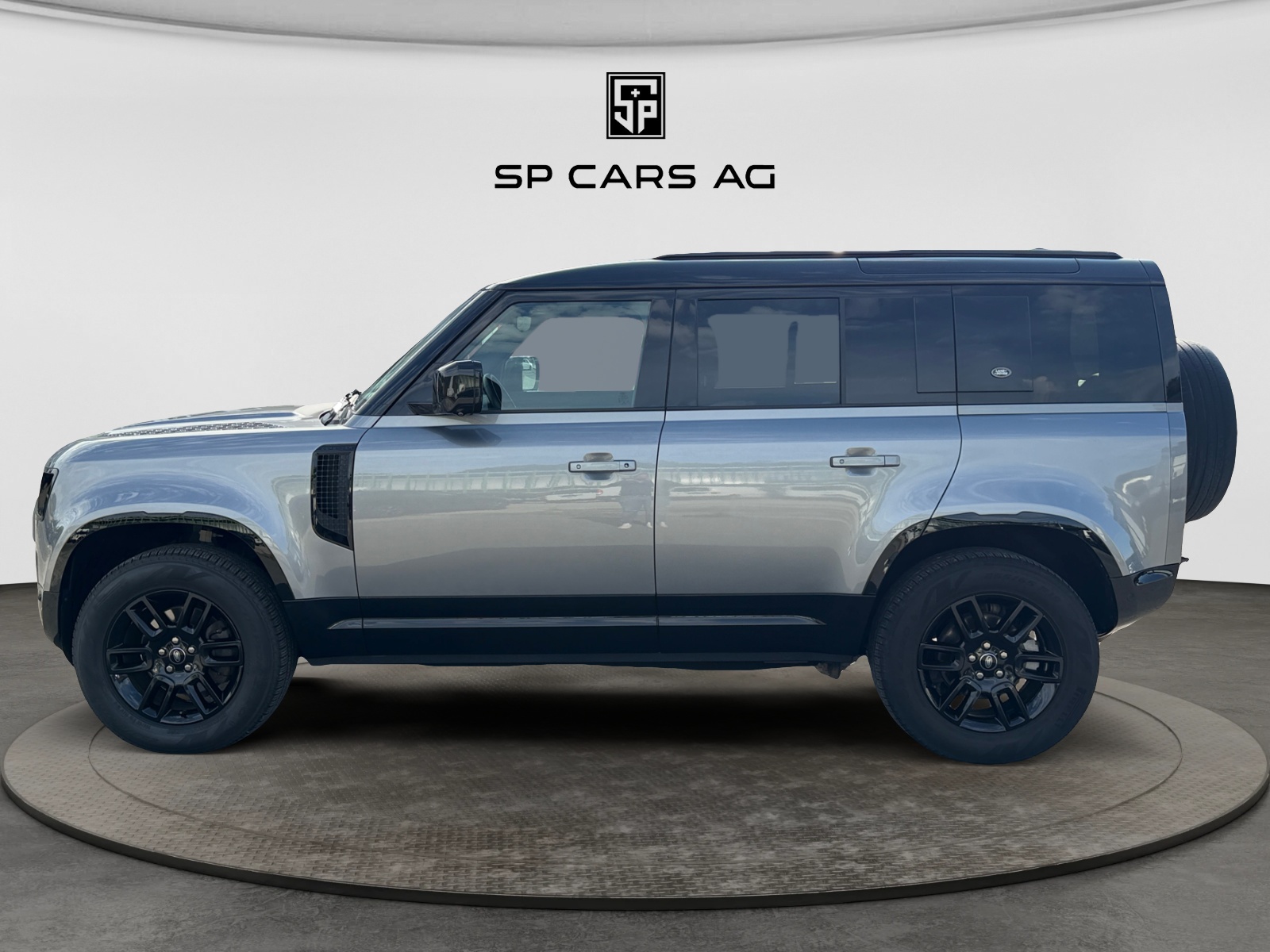 LAND ROVER Defender 110 3.0 D I6 250 X-Dynamic S AWD AT8-showroom-element-1
