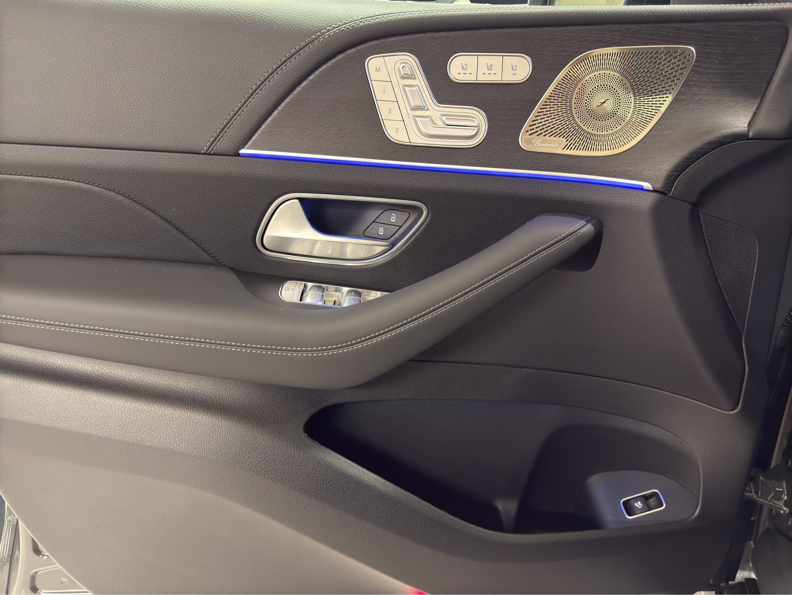 MERCEDES-BENZ GLE 450 4M-image-17
