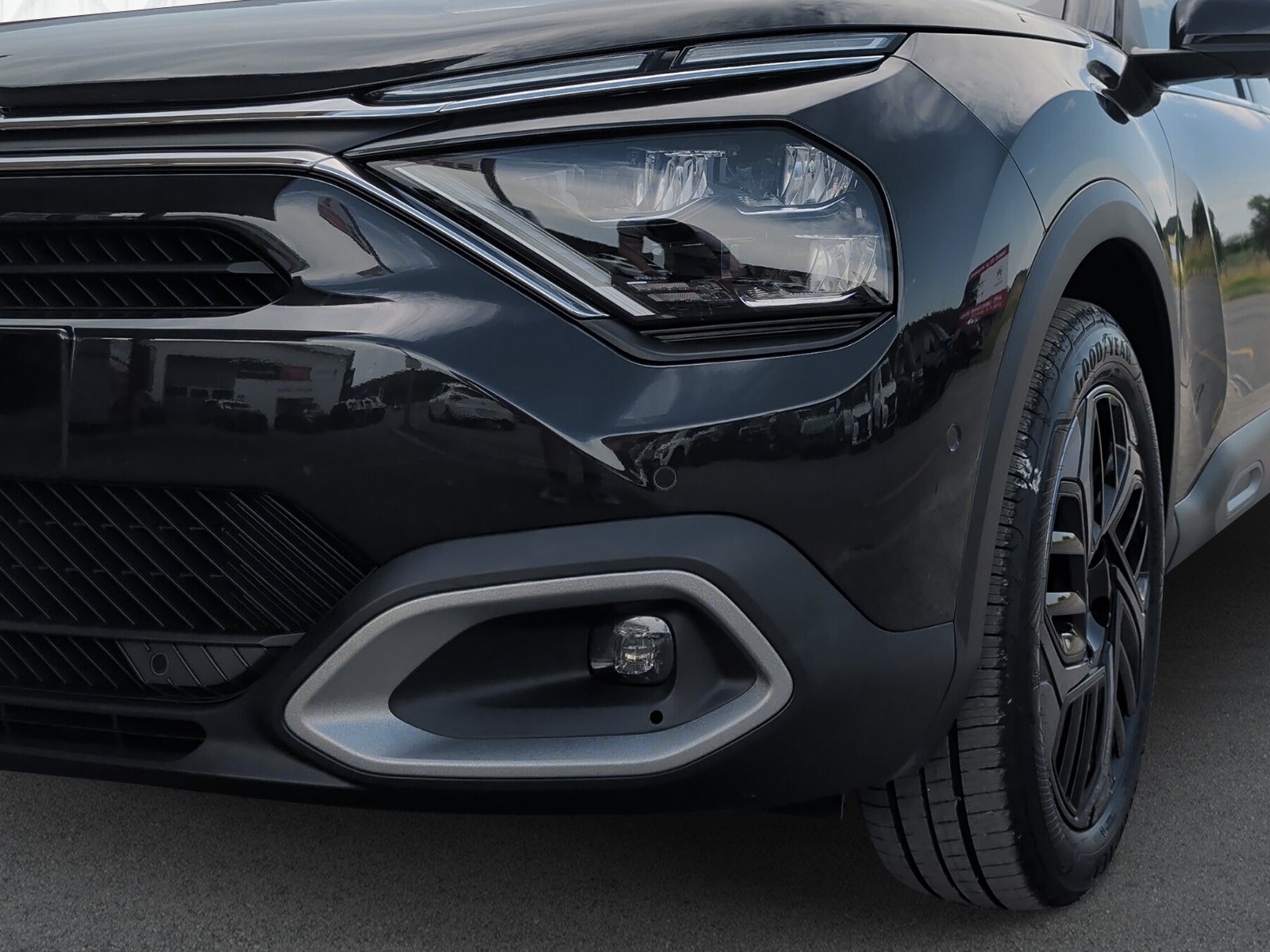 CITROEN C4 Shine-image-6