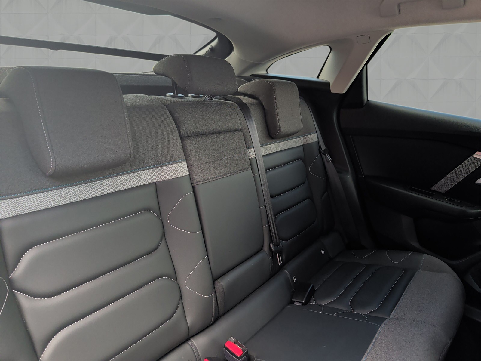 CITROEN C4 Shine-image-11