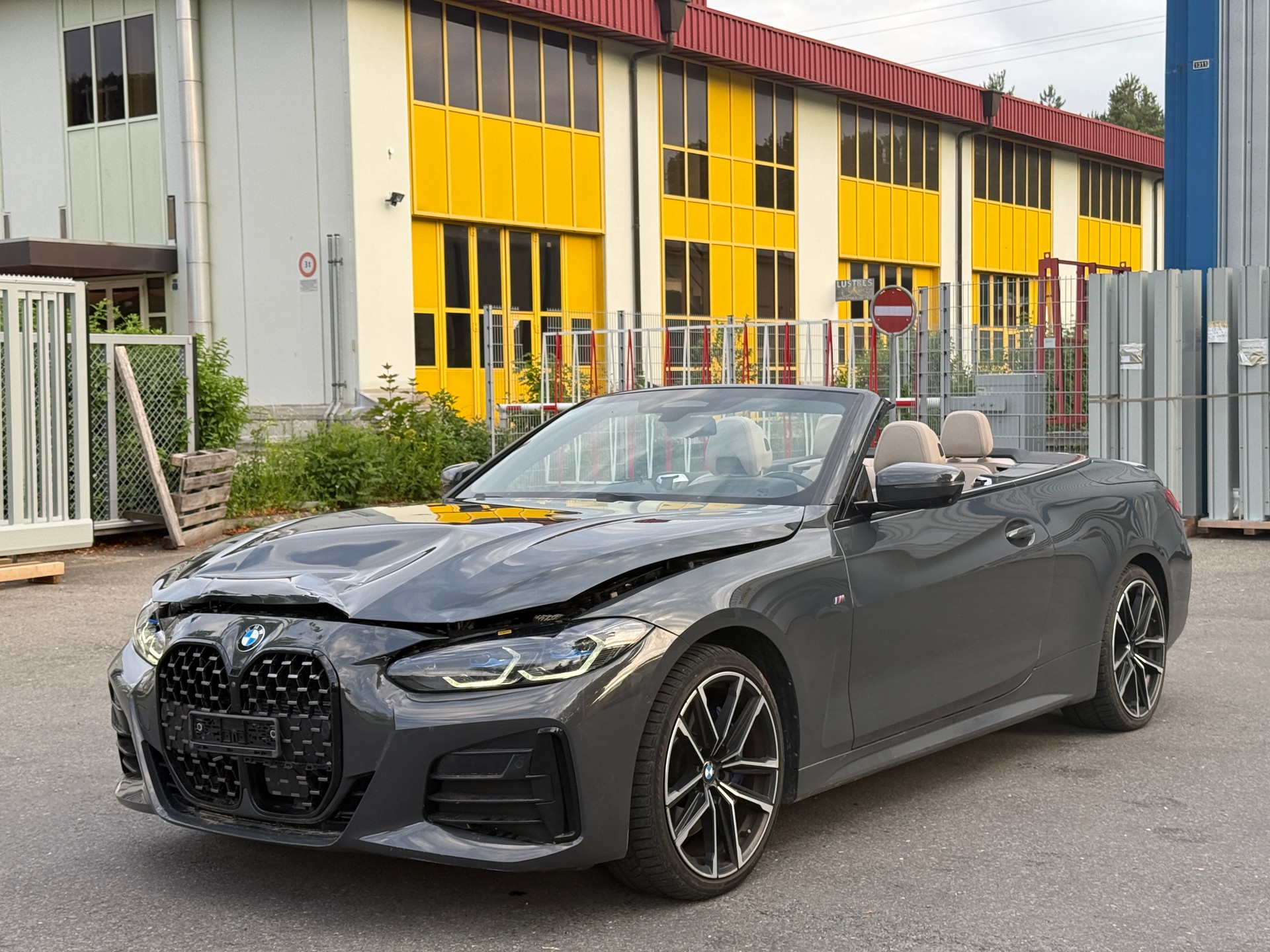 BMW M440i xDrive 48V Cabriolet Steptronic-image-0