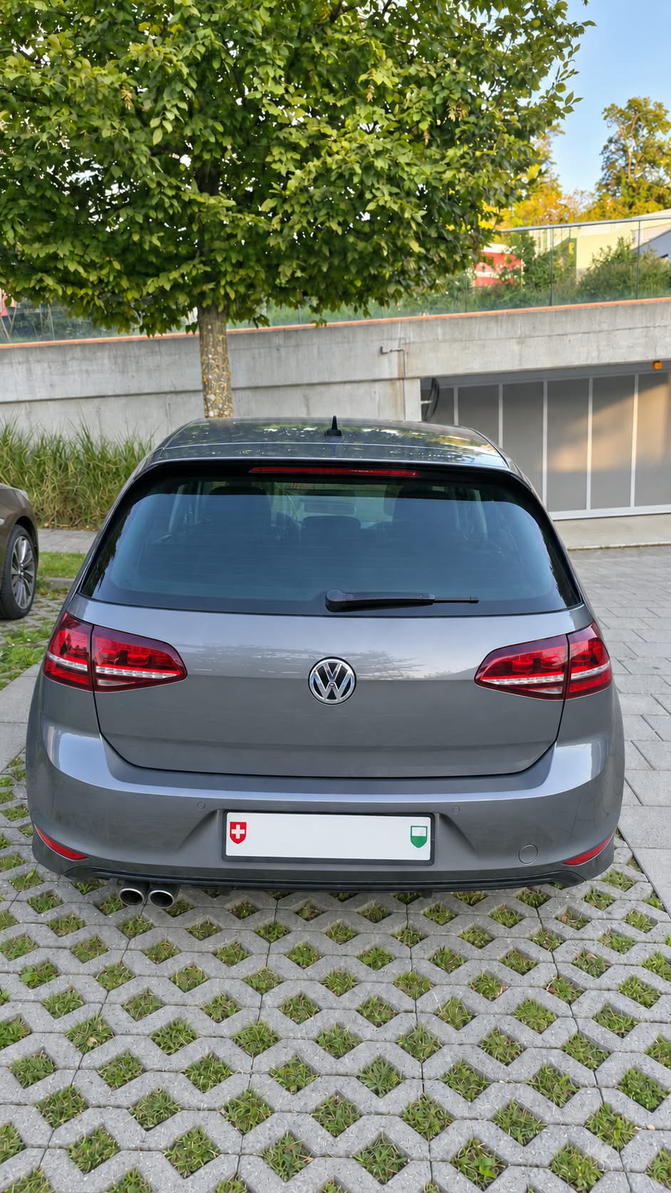 VW VW Golf VII 2.0TDI 5-image-1