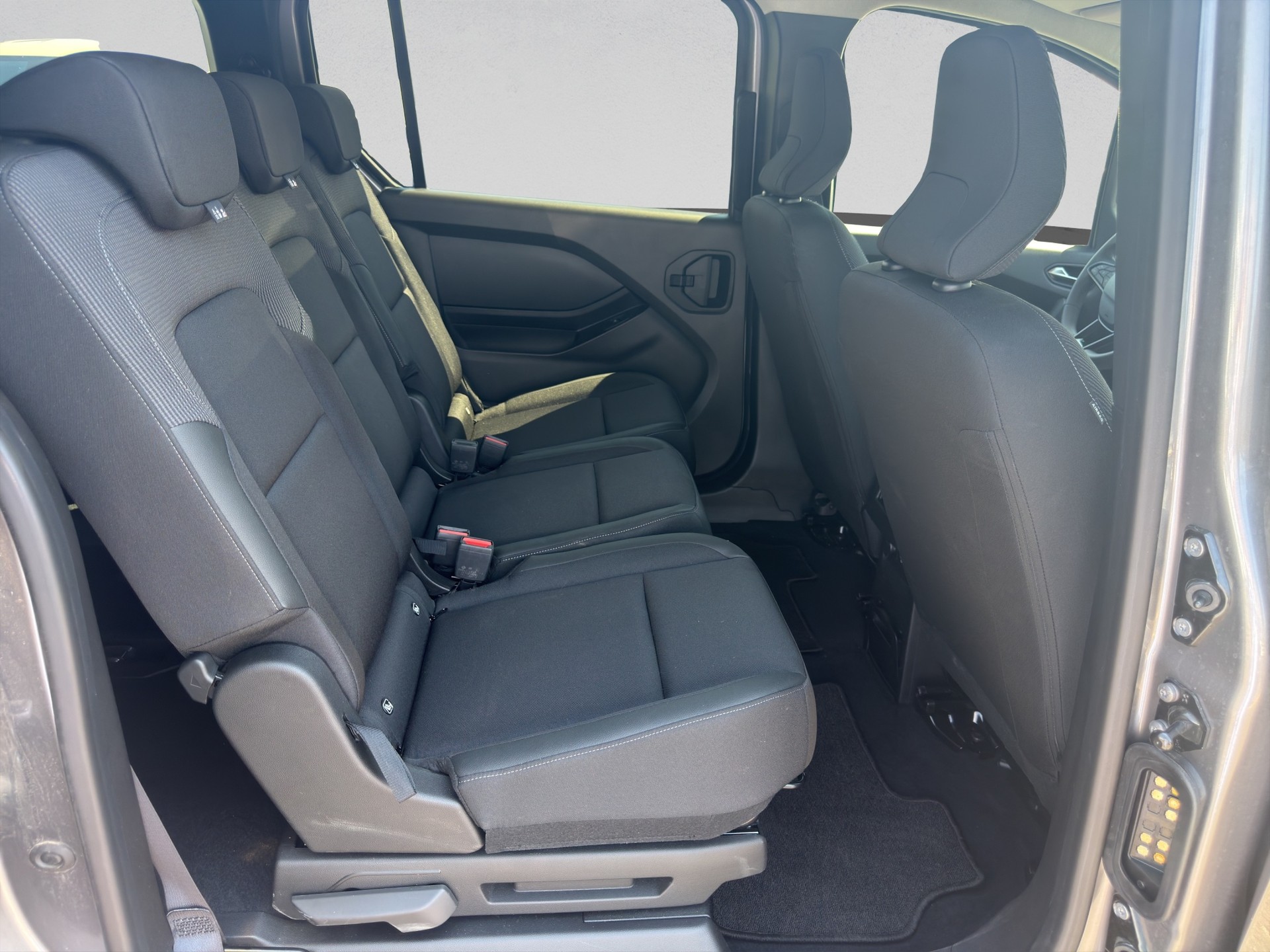 RENAULT Kangoo 1.3 TCe 130 PF Techno EDC-image-9
