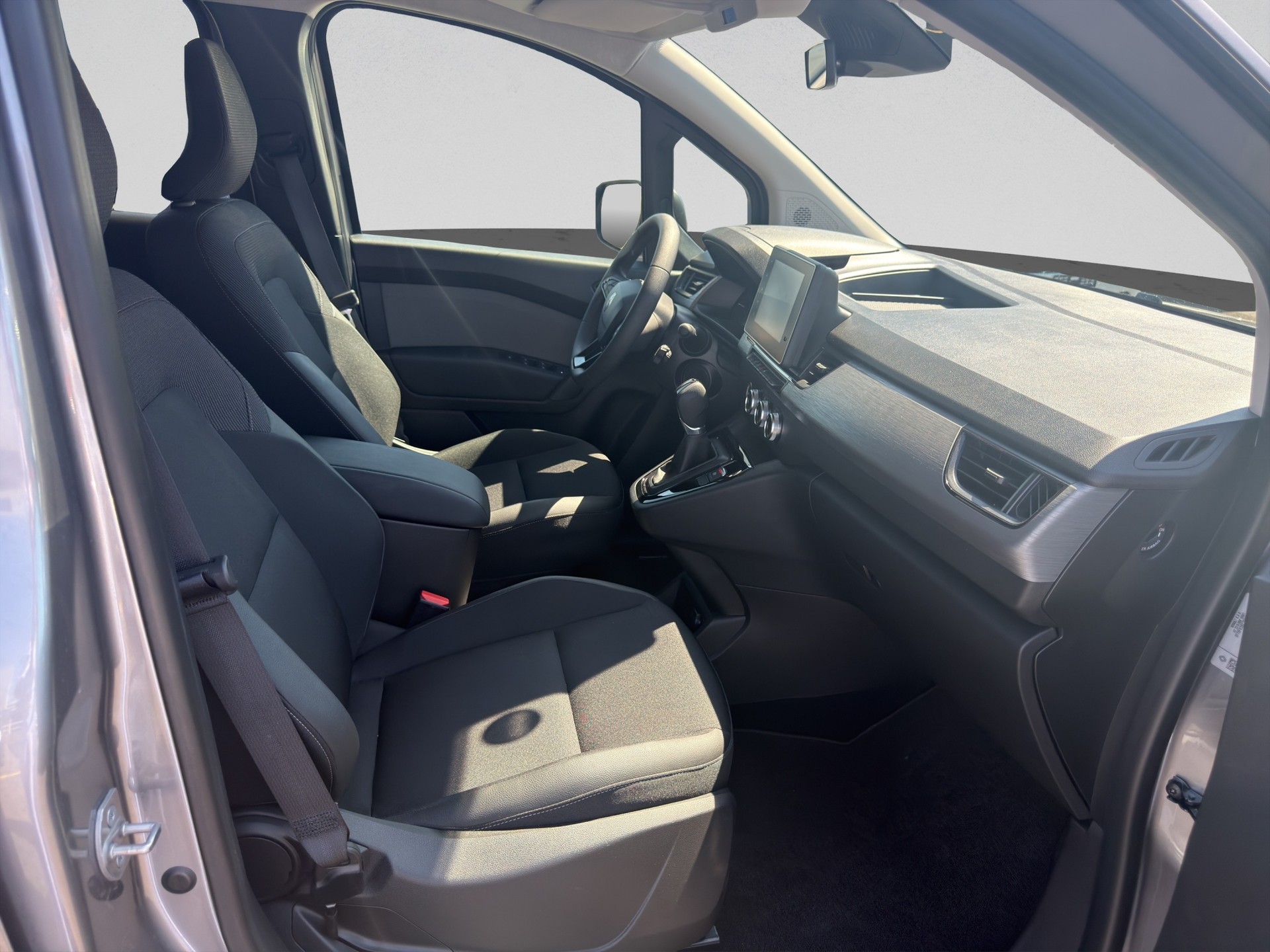 RENAULT Kangoo 1.3 TCe 130 PF Techno EDC-image-11