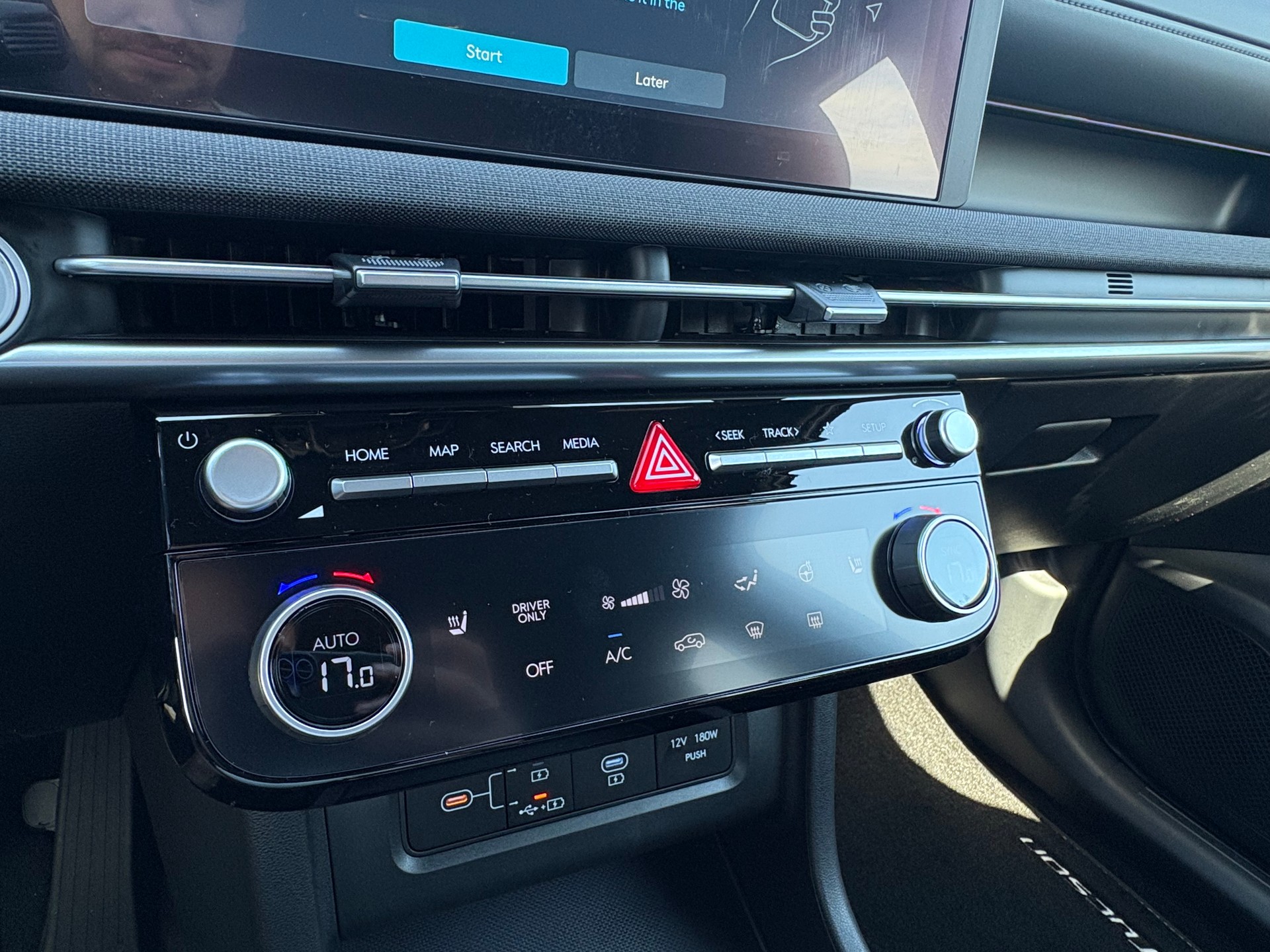 HYUNDAI Tucson 1.6 TGDI HEV 4WD Black Line-image-11