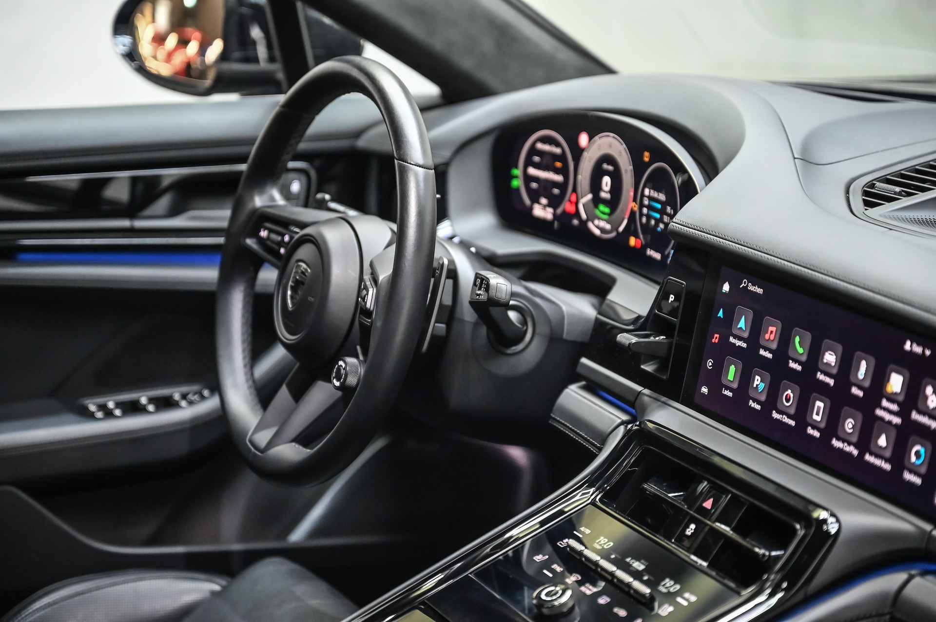 PORSCHE Panamera Turbo E-Hybrid-image-27