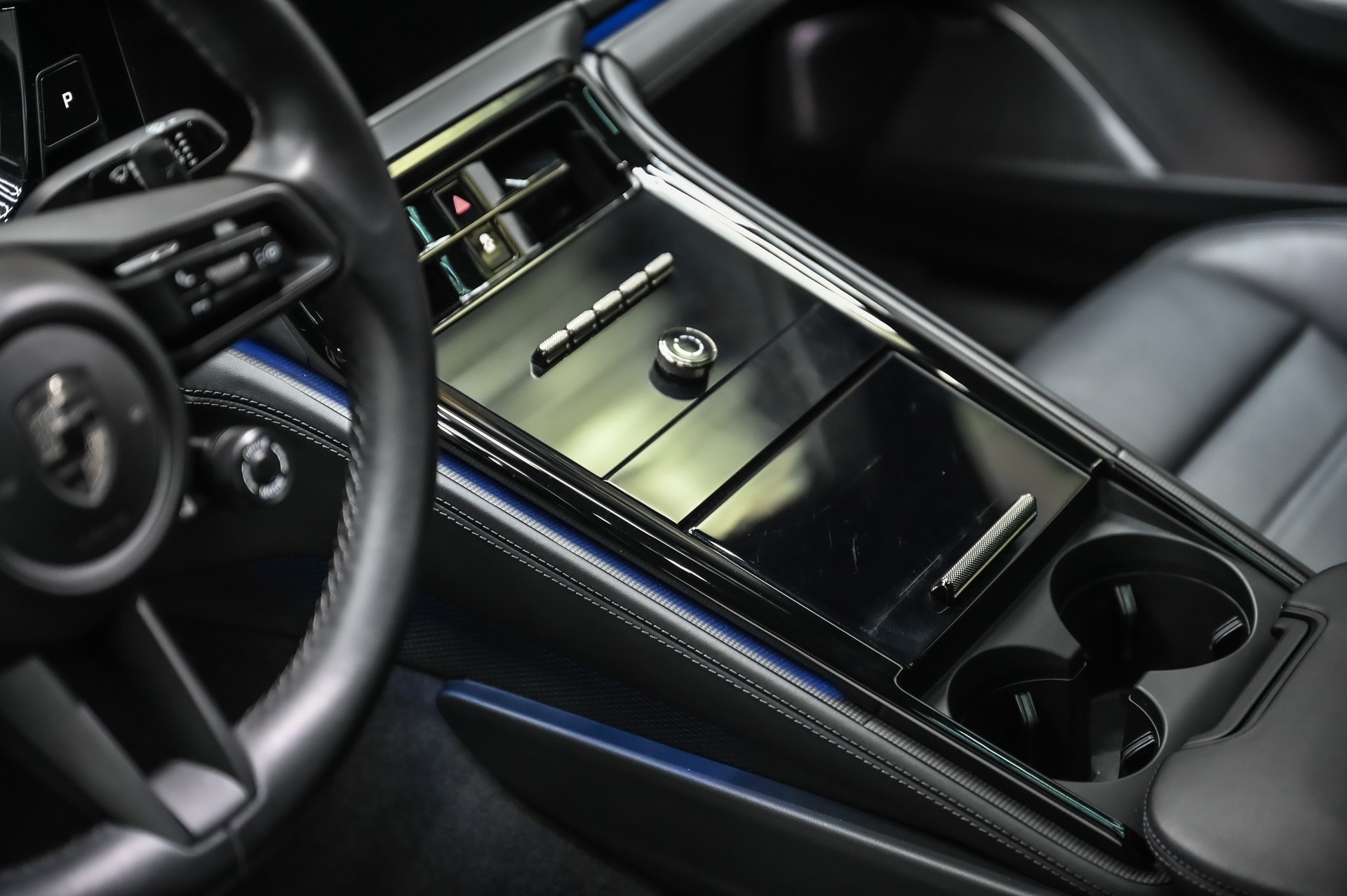 PORSCHE Panamera Turbo E-Hybrid-image-28