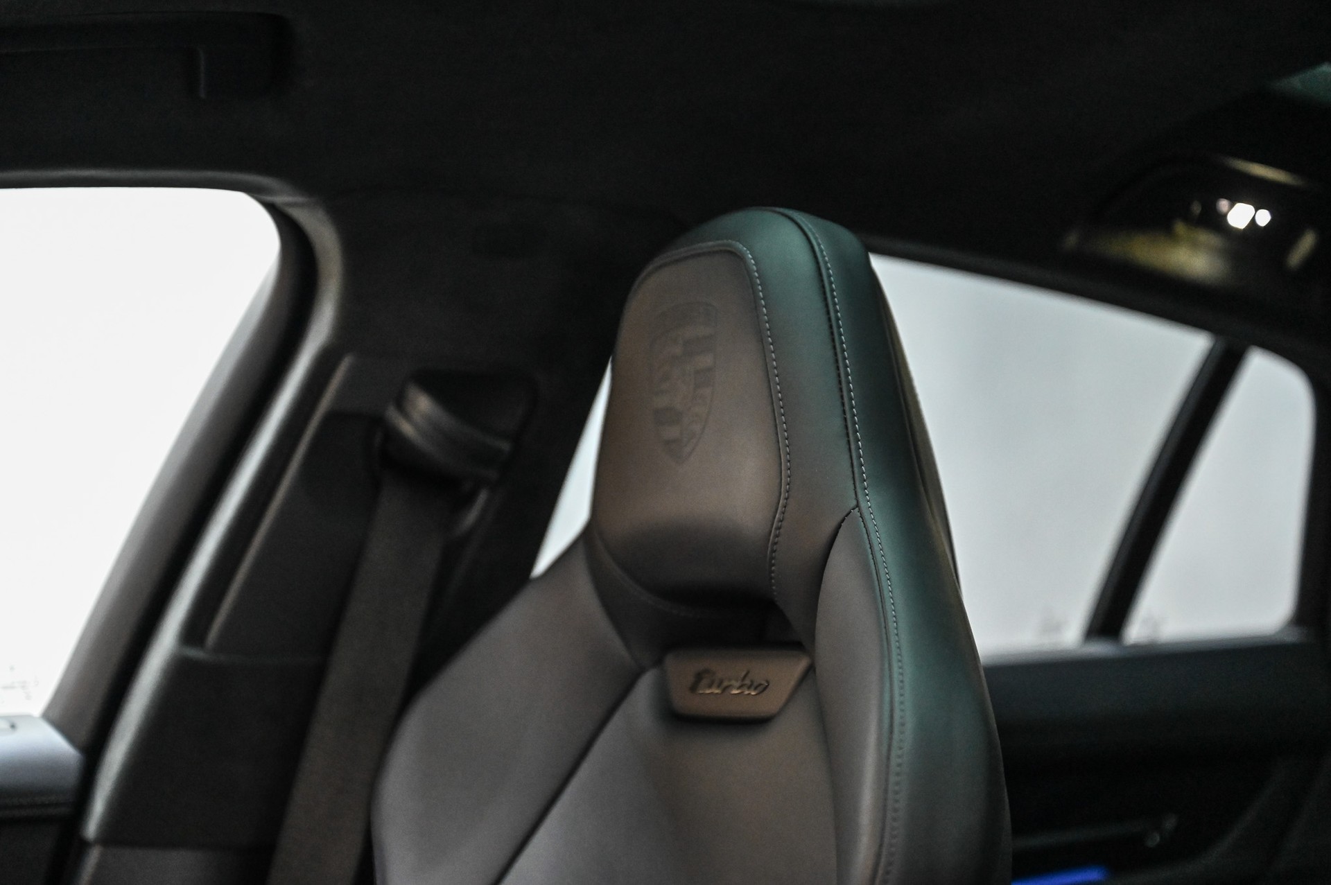 PORSCHE Panamera Turbo E-Hybrid-image-17