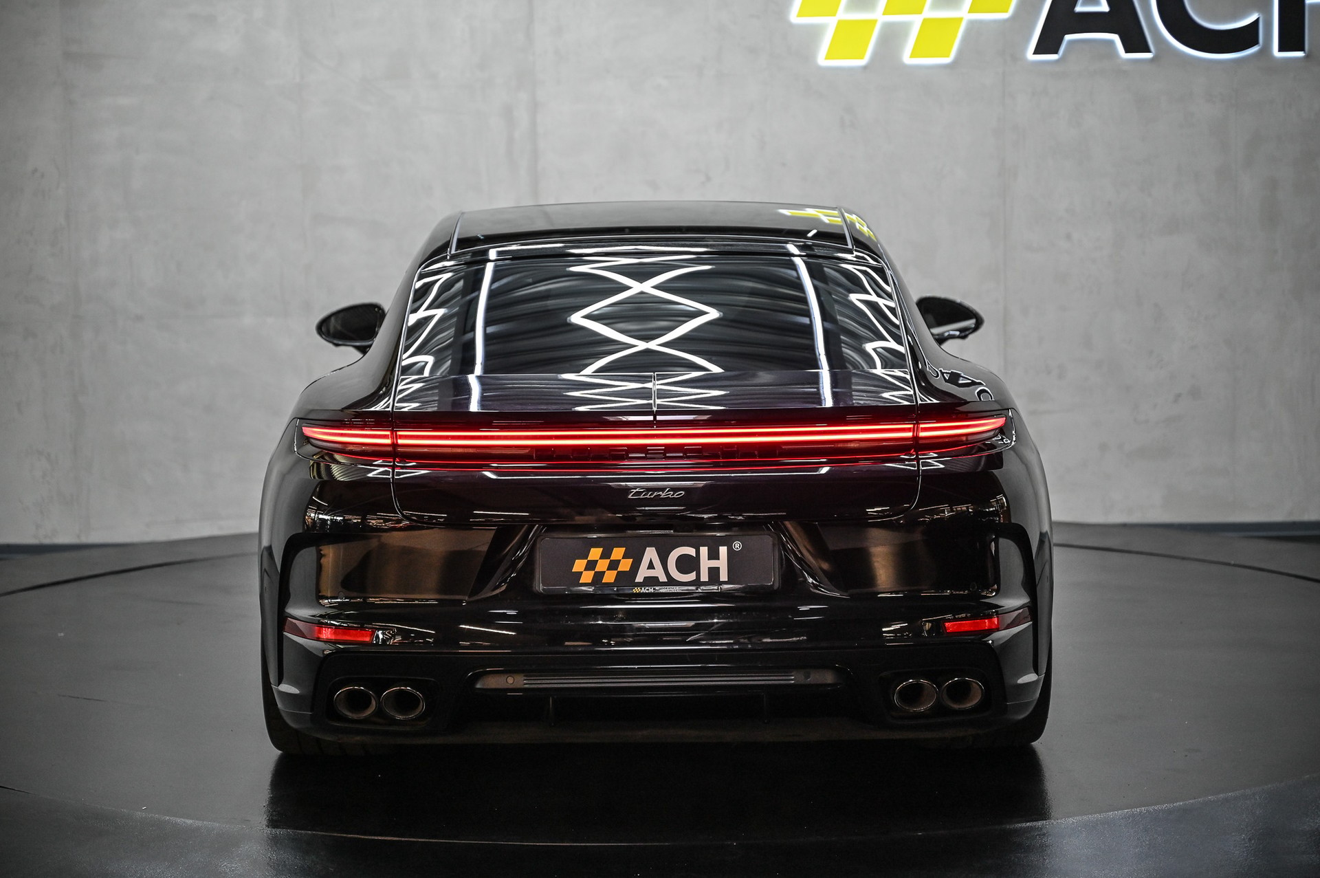 PORSCHE Panamera Turbo E-Hybrid-image-7