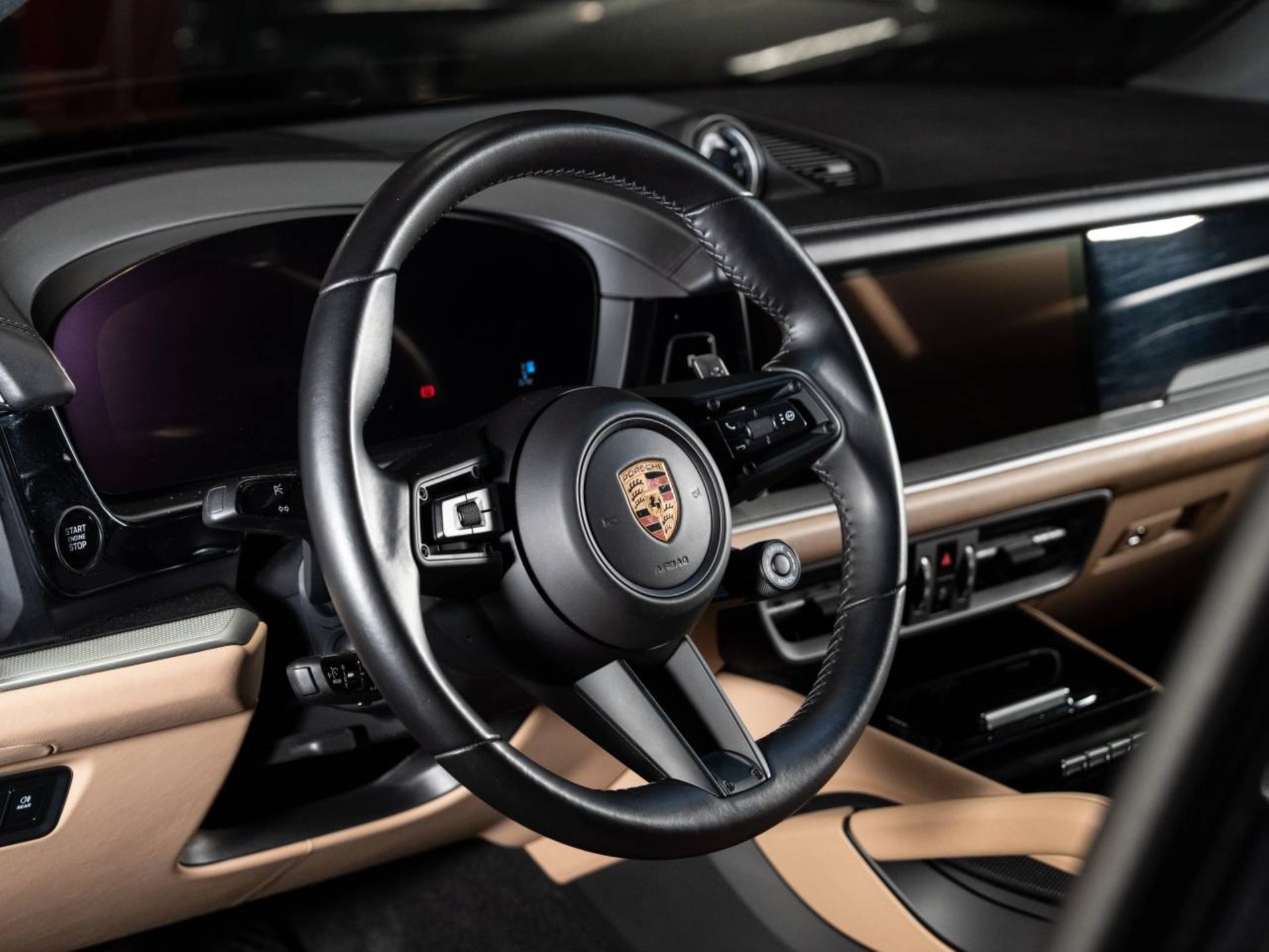 PORSCHE Cayenne E-Hybrid (MY24)-image-4