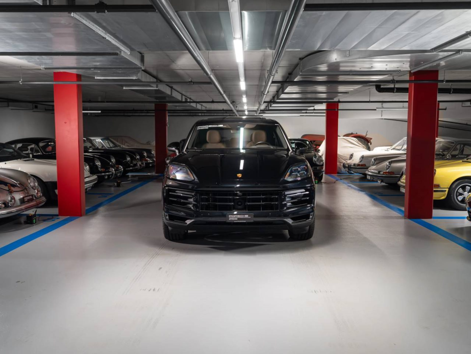 PORSCHE Cayenne E-Hybrid (MY24)-image-1