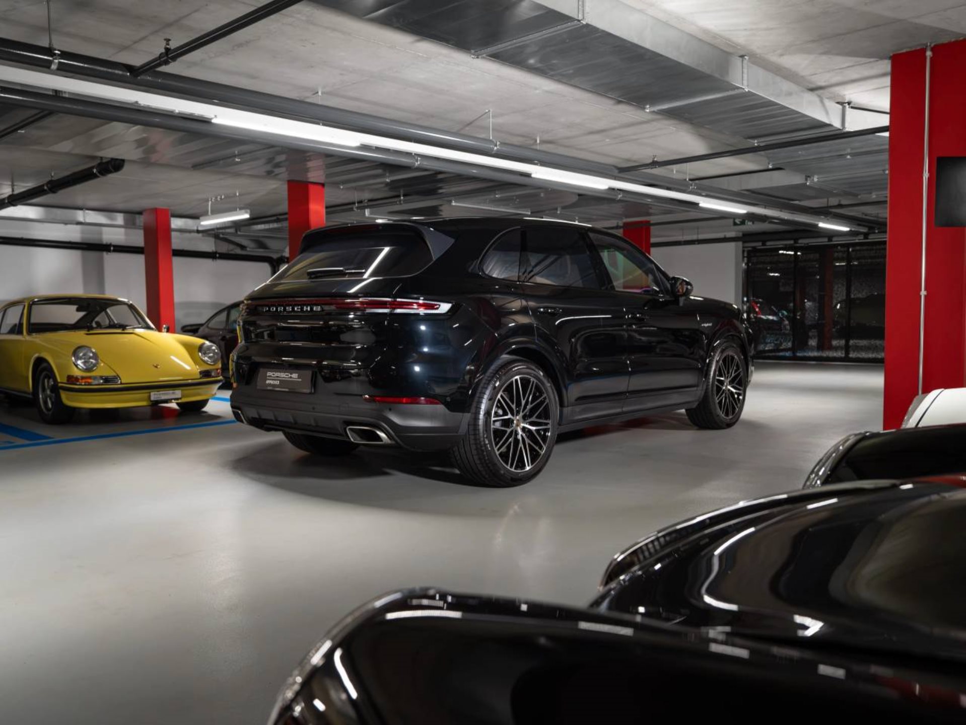 PORSCHE Cayenne E-Hybrid (MY24)-image-7