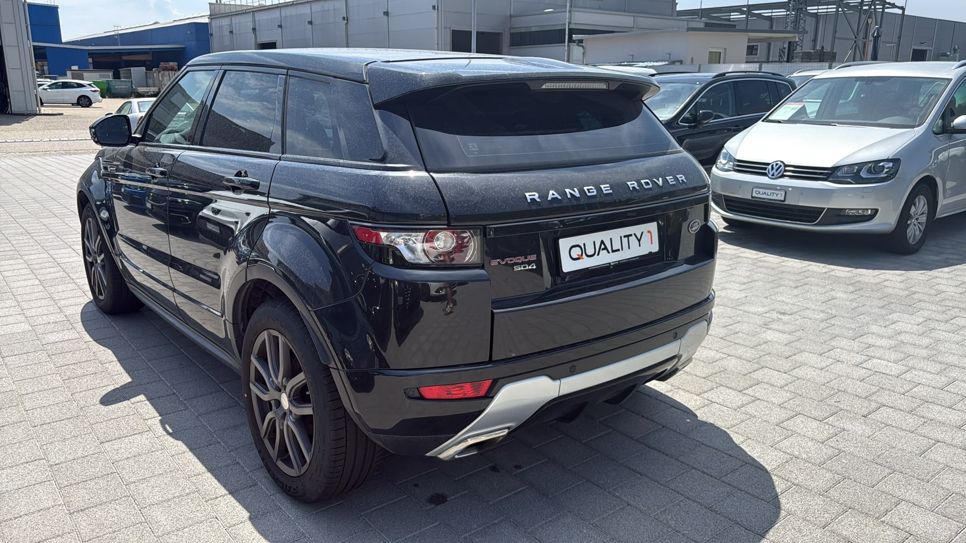 LAND ROVER Range Rover Evoque 2.2 SD4 Dynamic AT9-image-12