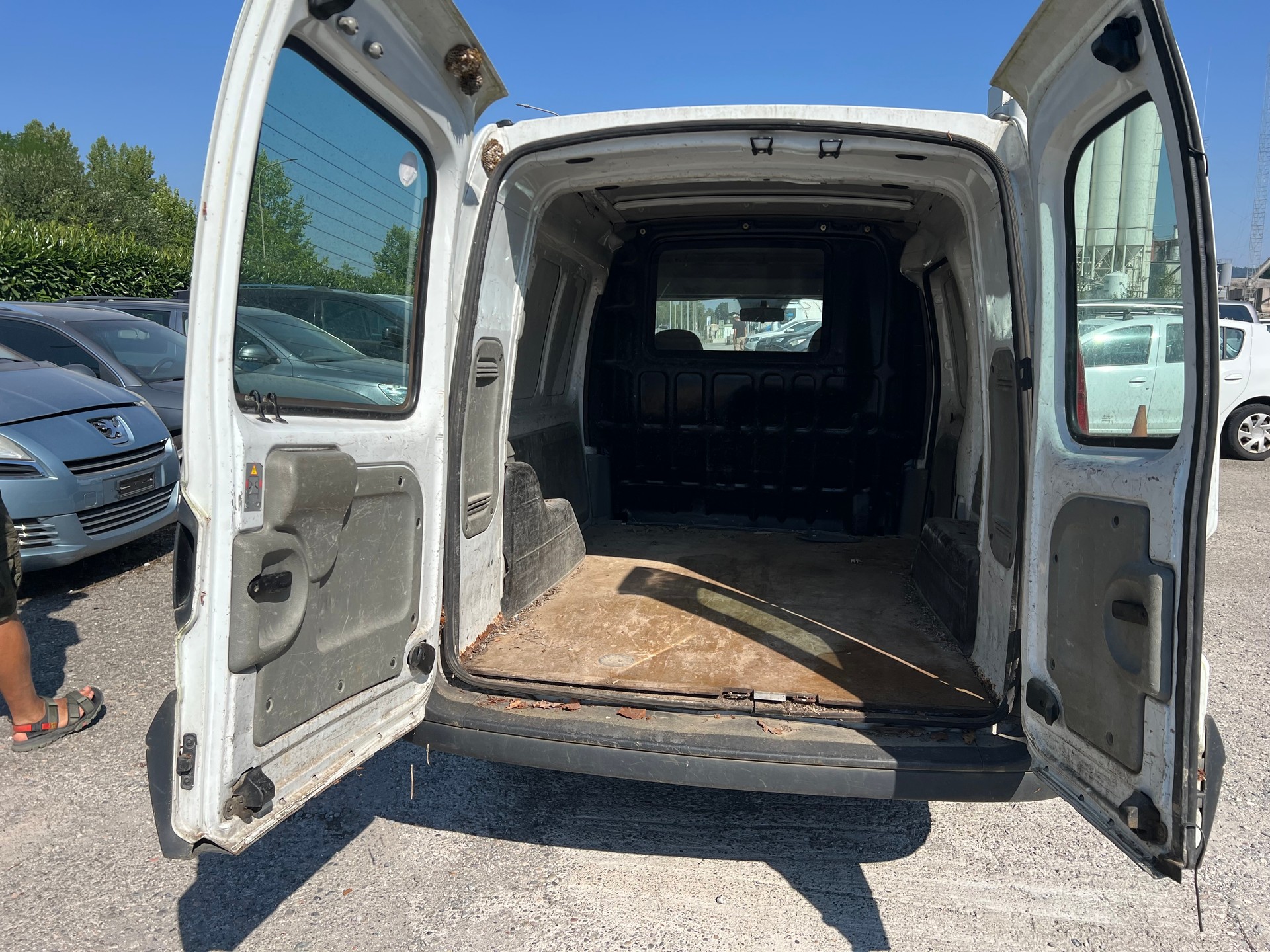 RENAULT Kangoo 1.5 dCi Grand Volume-image-4