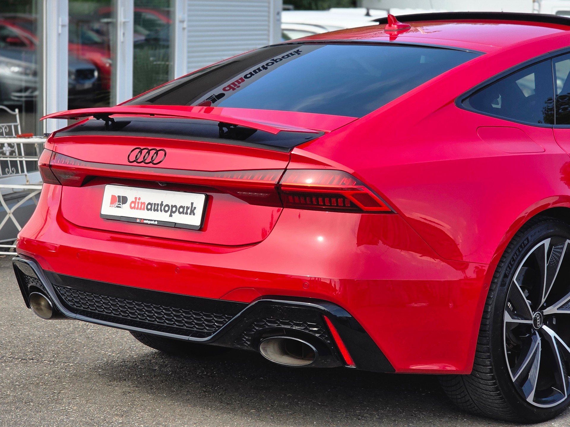AUDI RS7 Sportback MHEV * CH-Fahrzeug *-image-11