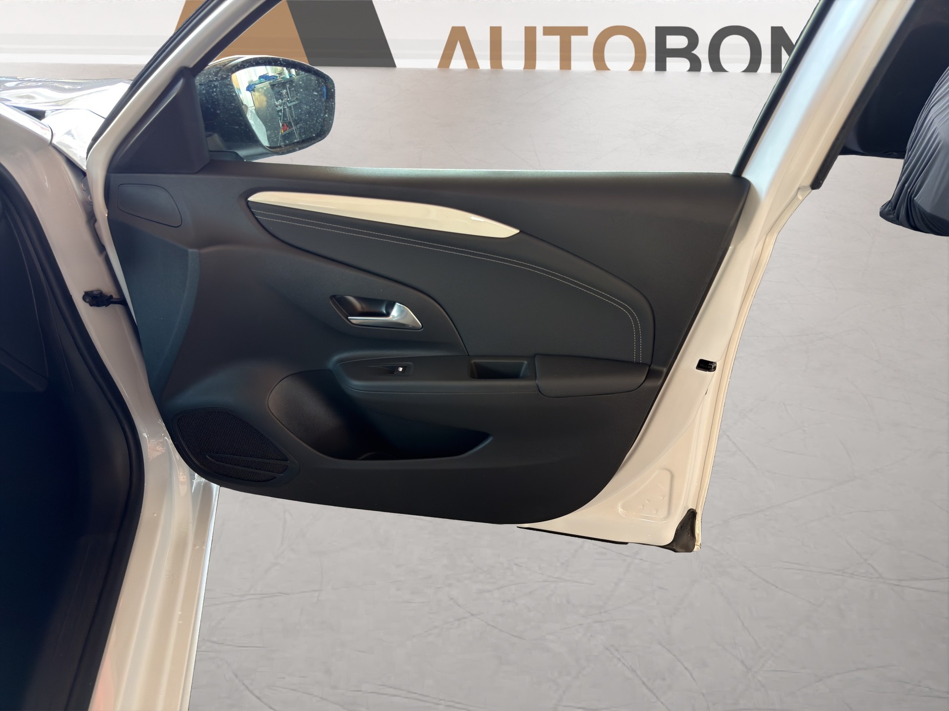 OPEL Corsa-e 156 GS Pack Komfort 3 Phaser-image-14