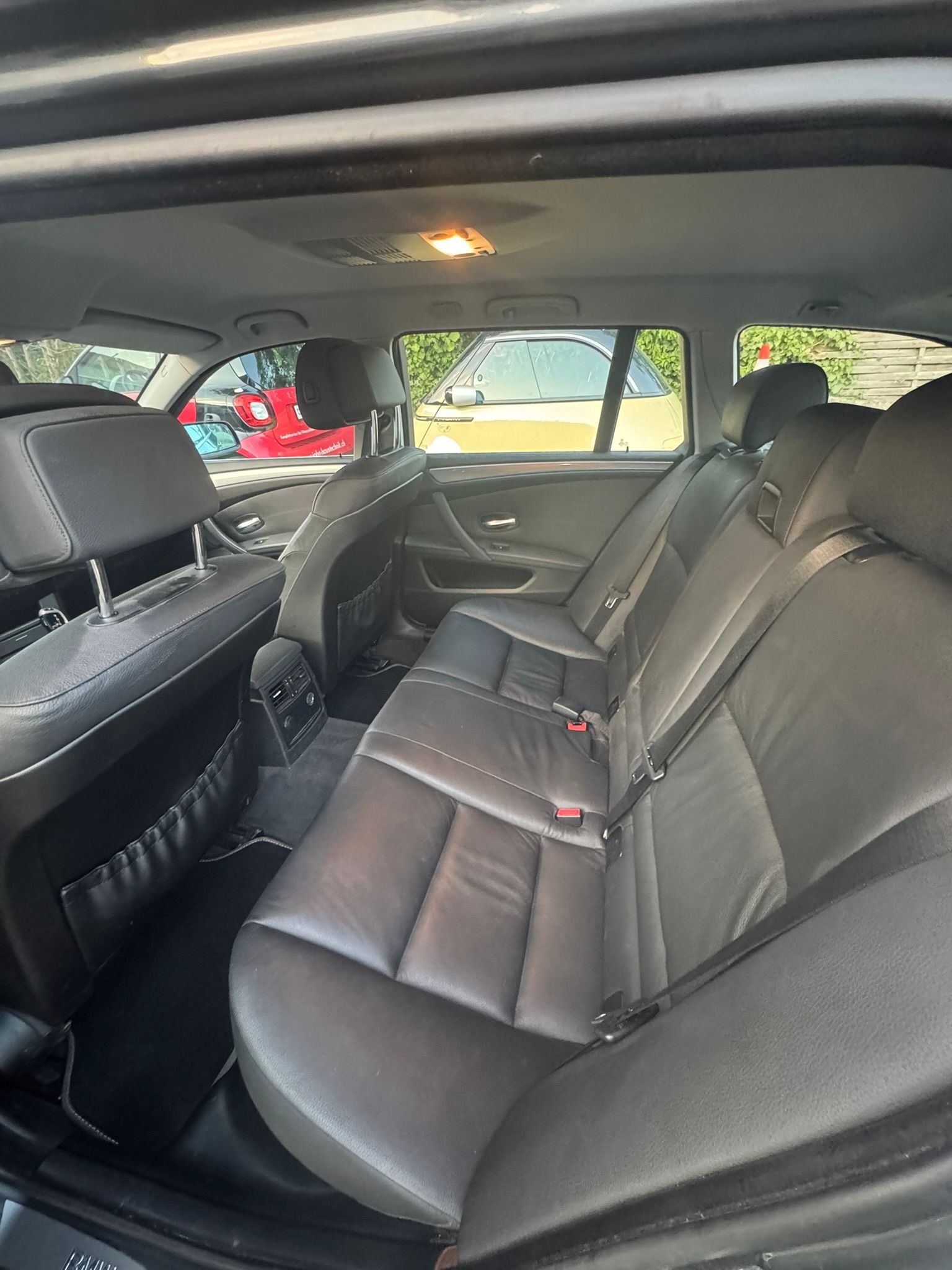 BMW 523i Touring Steptronic-image-8