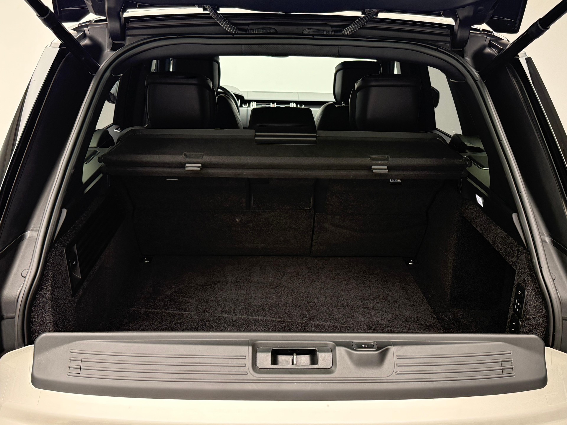 LAND ROVER Range Rover 5.0 V8 SC Autobiography-image-11