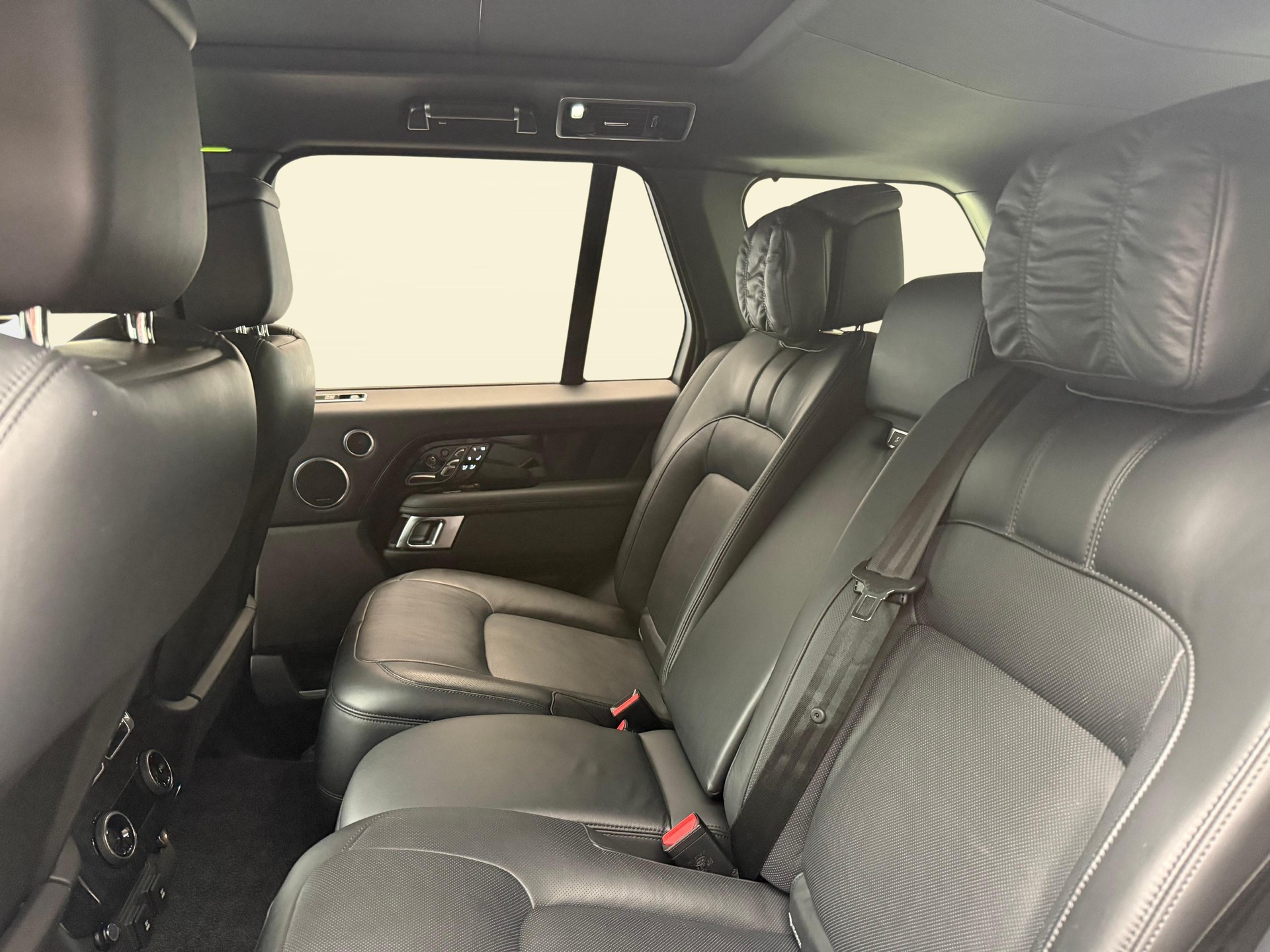 LAND ROVER Range Rover 5.0 V8 SC Autobiography-image-10