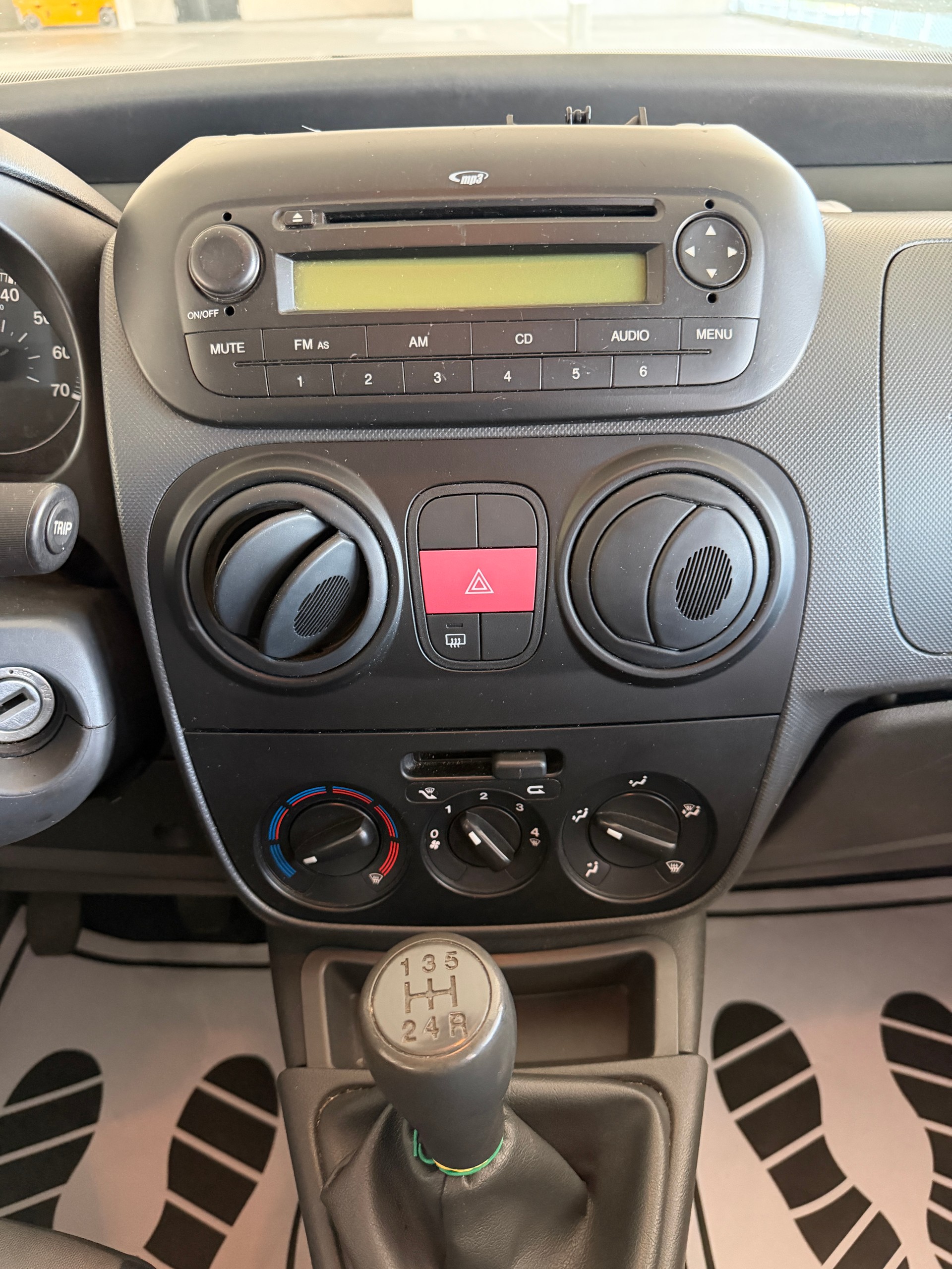 CITROEN 1.4i - Expertise 24/06/2026-image-12