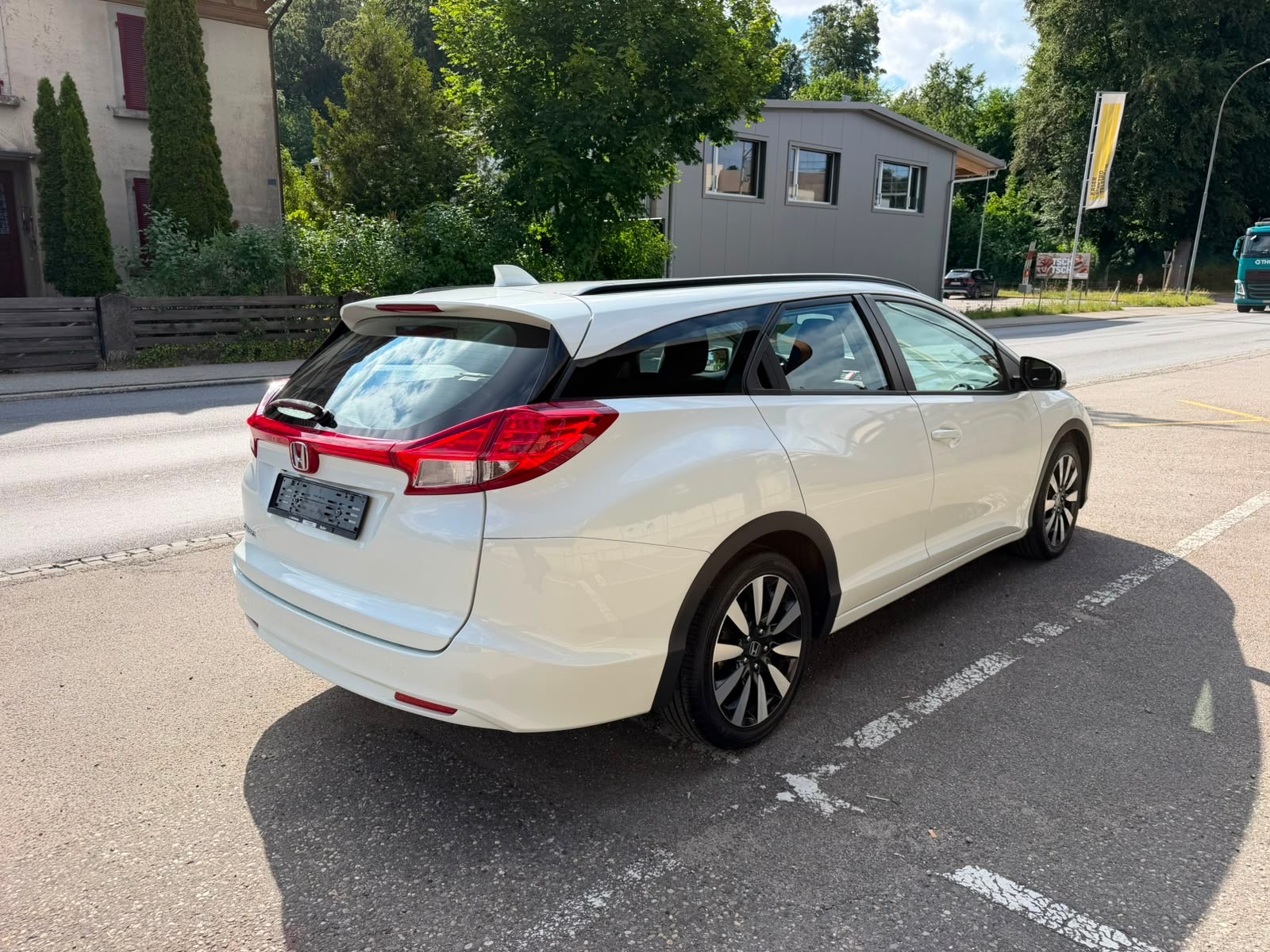 HONDA Civic Tourer 1.6 i-DTEC Sport-image-3