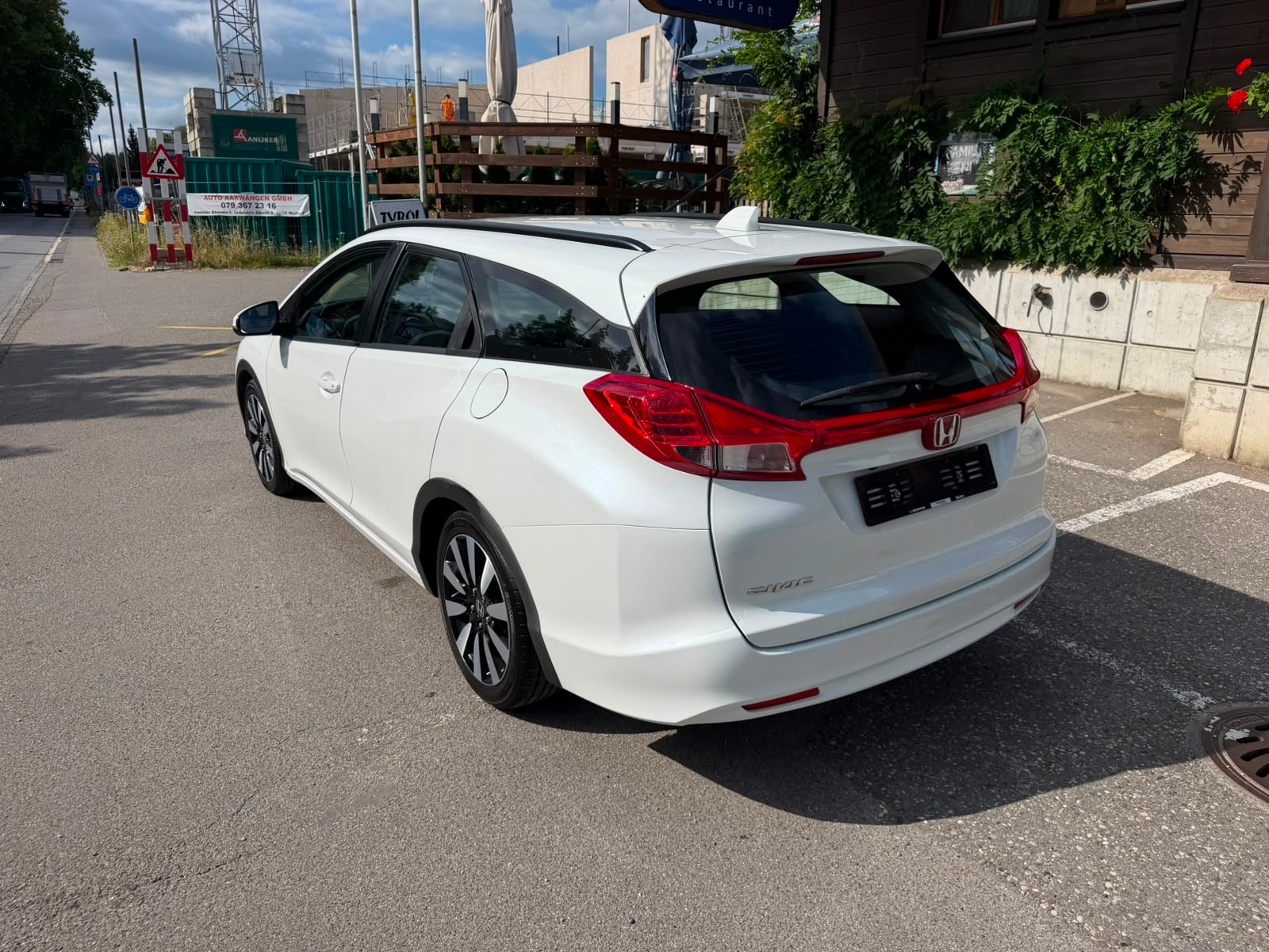 HONDA Civic Tourer 1.6 i-DTEC Sport-image-2