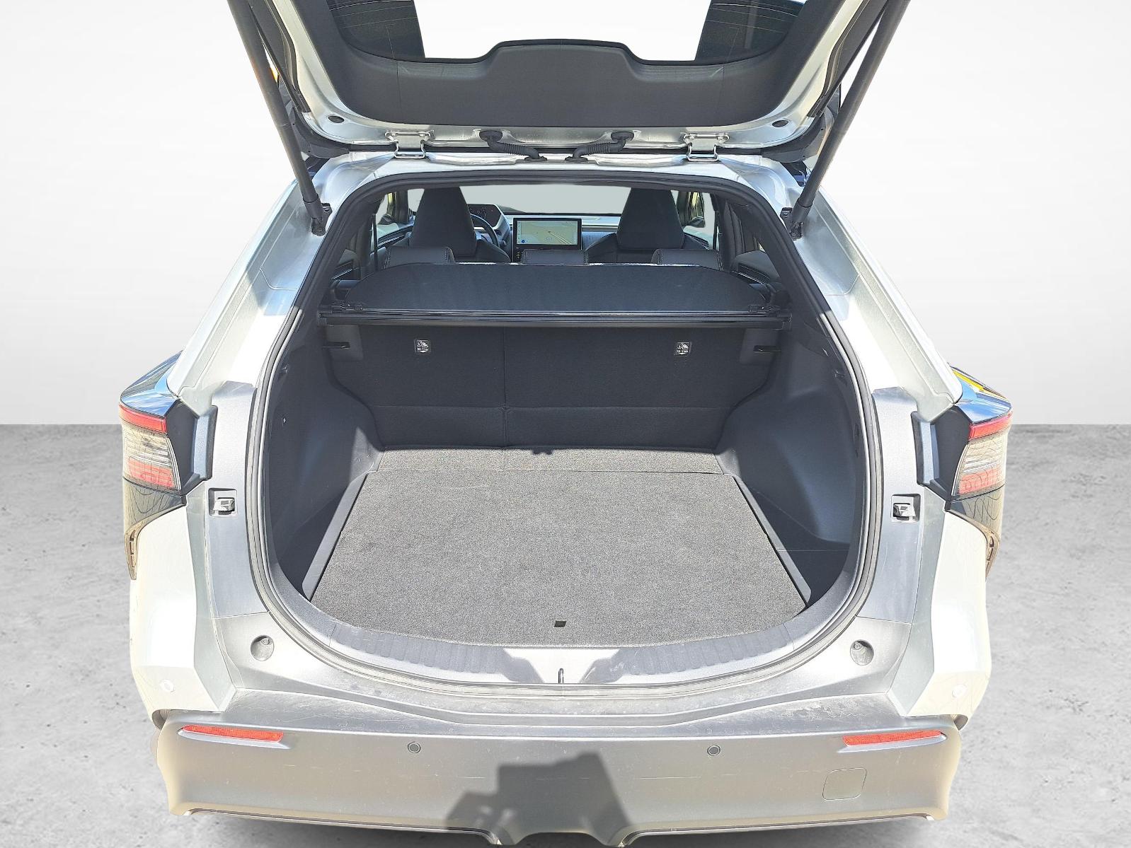 TOYOTA bZ4X Premium AWD-image-12